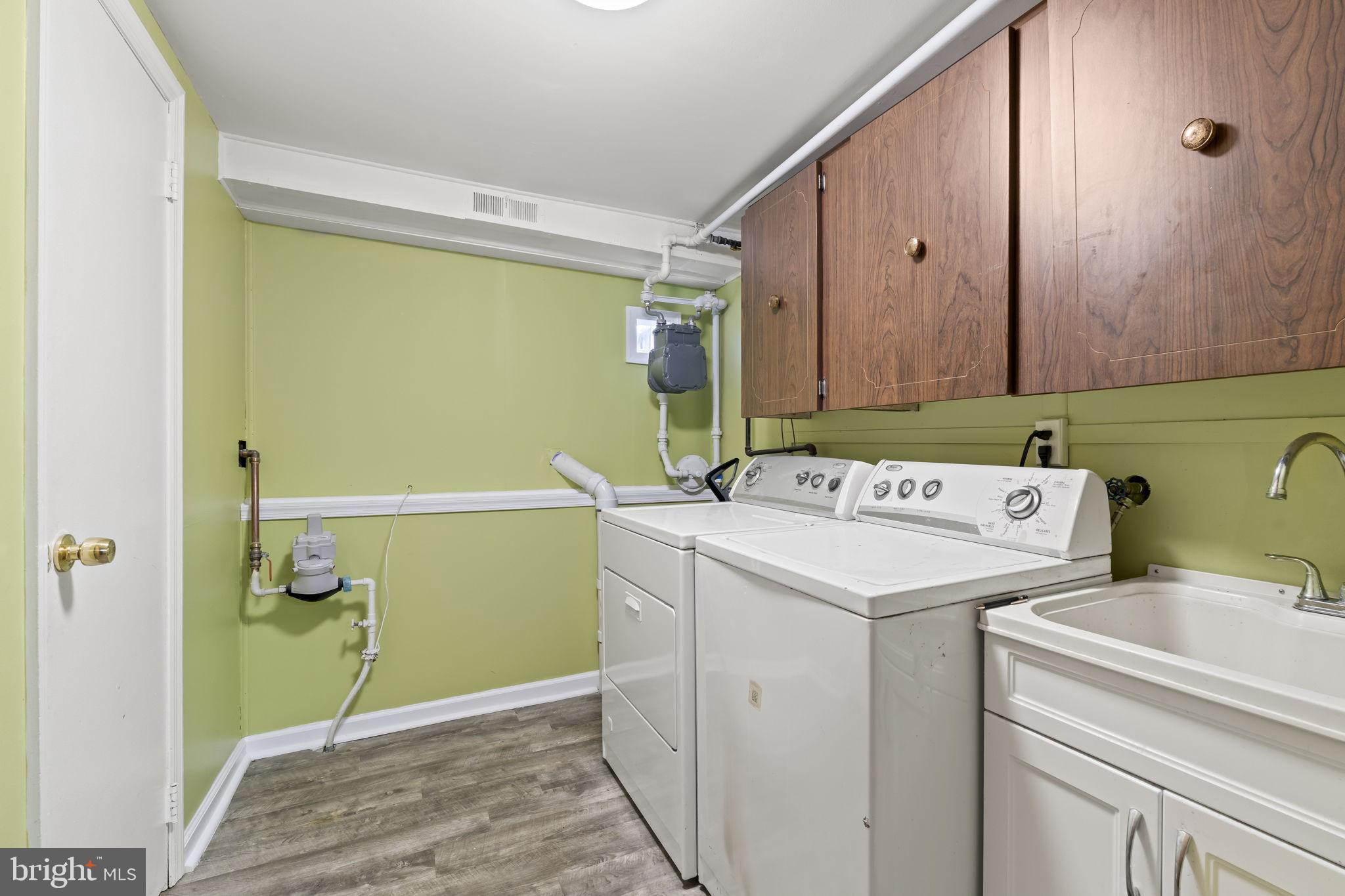 CAMELOT ESTATES - Residential