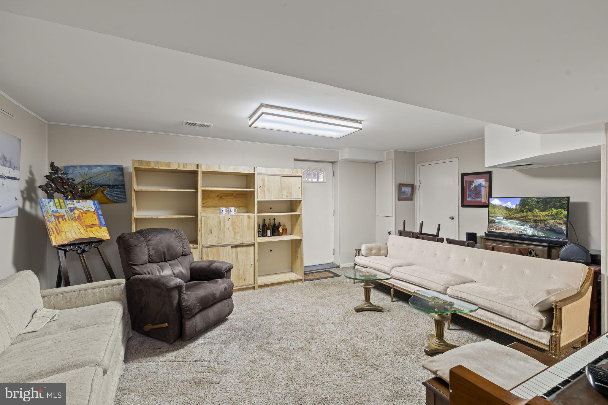 CAMELOT ESTATES - Residential