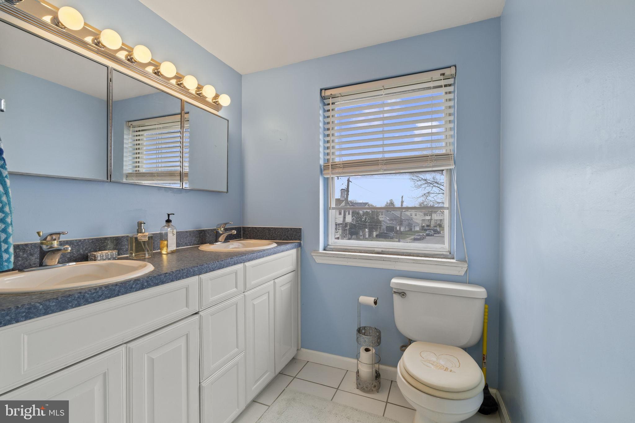 CAMELOT ESTATES - Residential