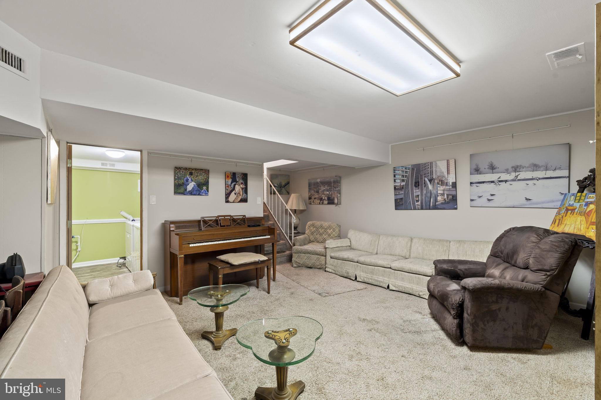 CAMELOT ESTATES - Residential