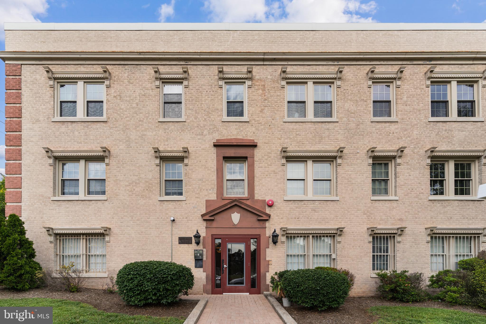 2625 3RD STREET NE 306