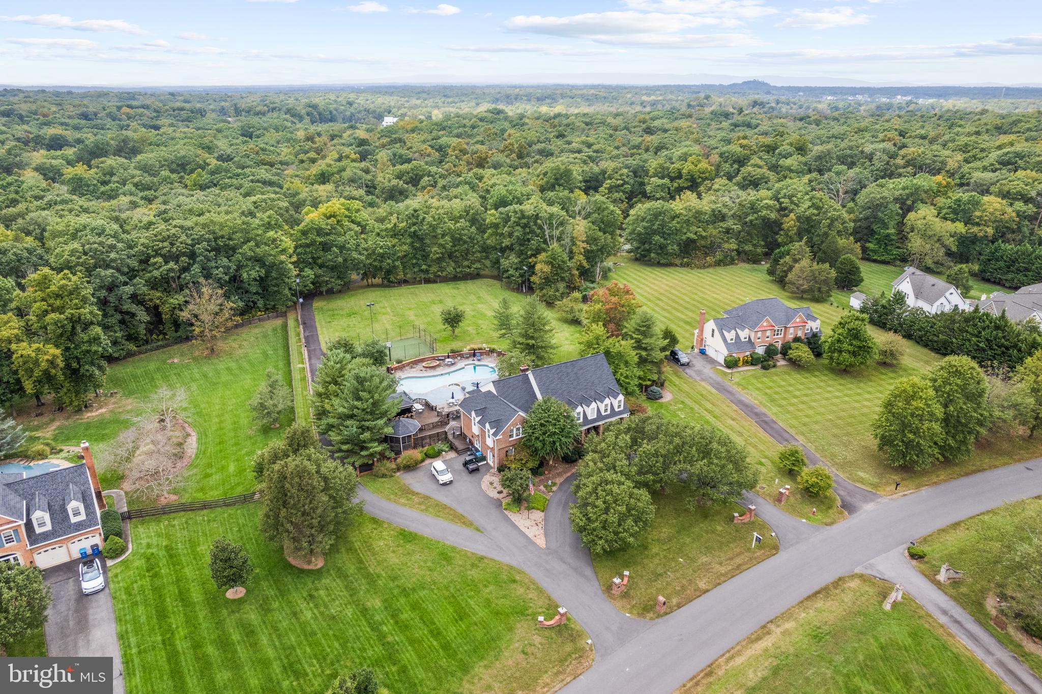 SULLY ESTATES - Residential