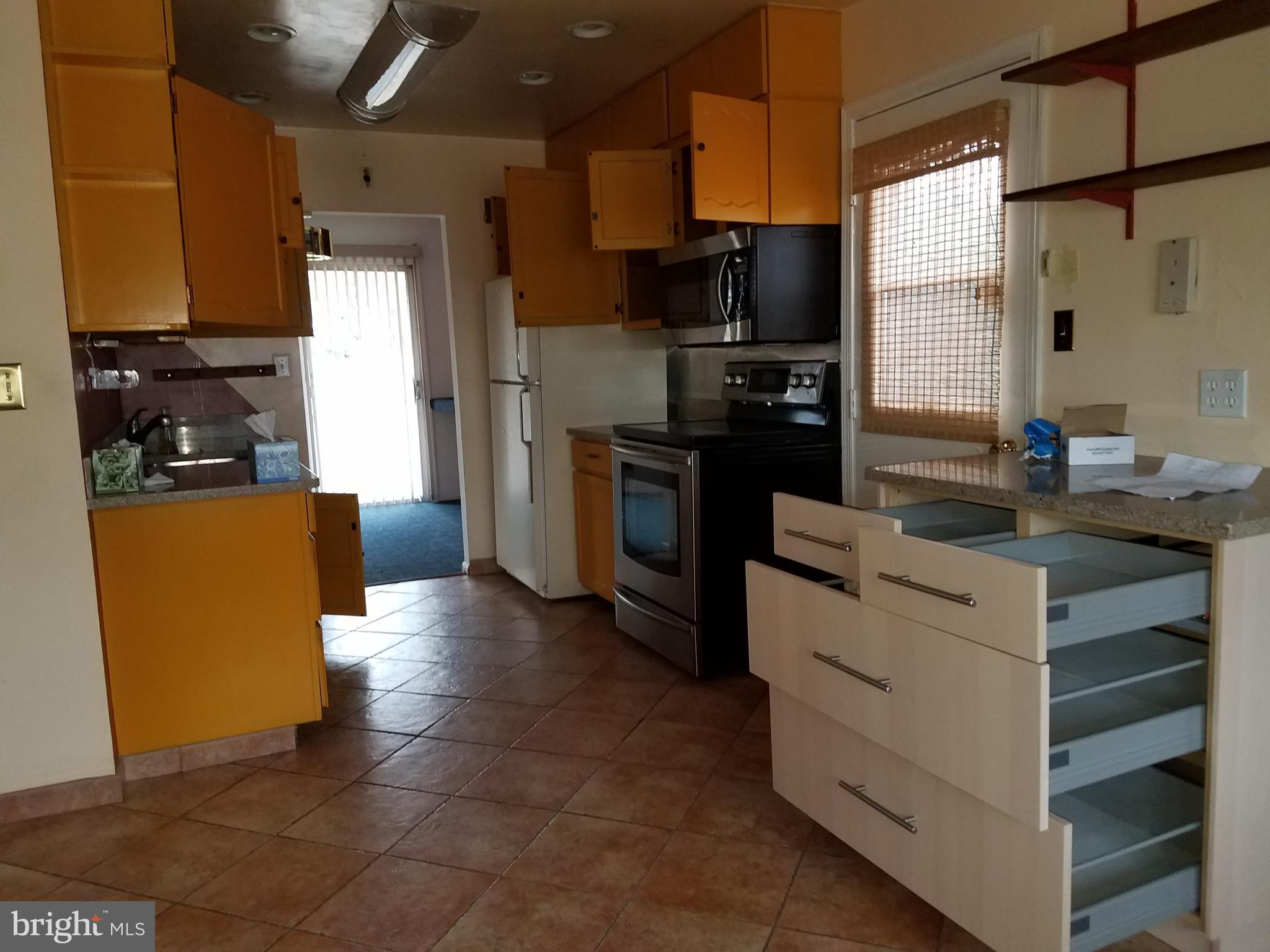 BOXWOOD VILLAGE - Residential