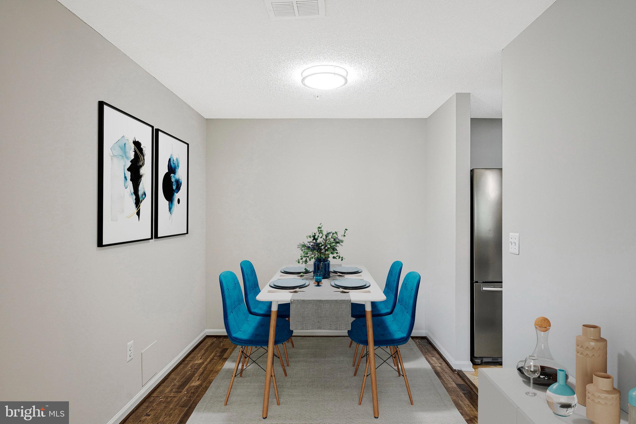 OAK PARK CONDO - Residential Lease