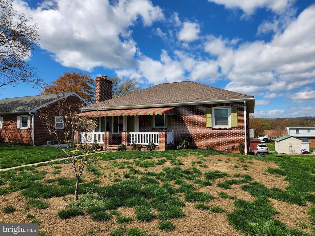 Photo of 1021 Central Avenue, COLUMBIA, PA 17512 (MLS # PALA2068240)