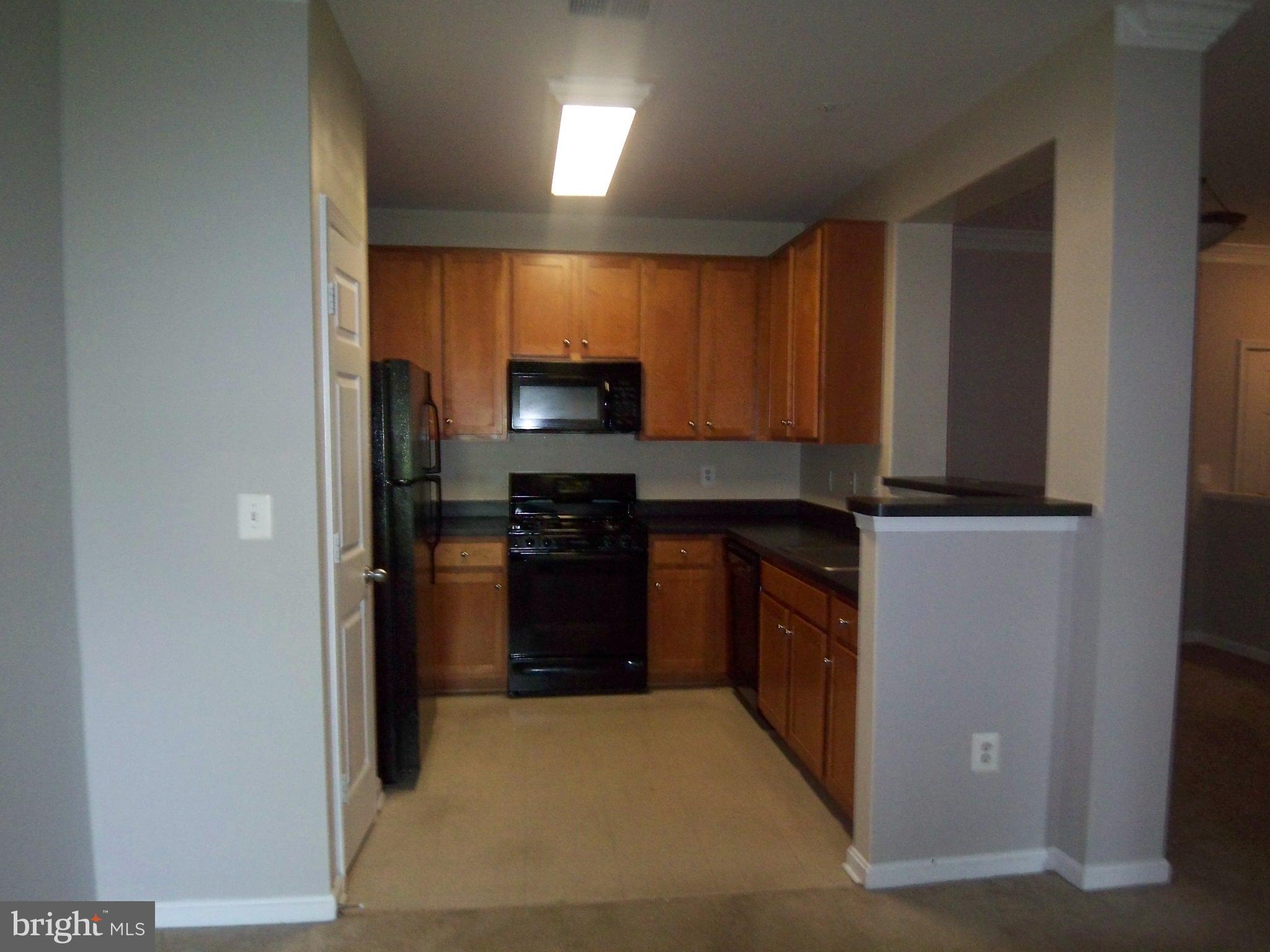 EXCHANGE AT VAN DORN - Residential Lease