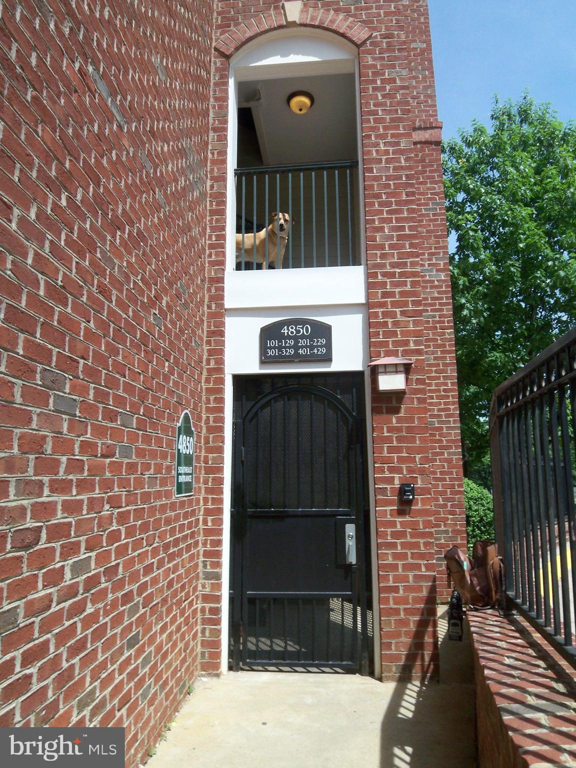 EXCHANGE AT VAN DORN - Residential Lease