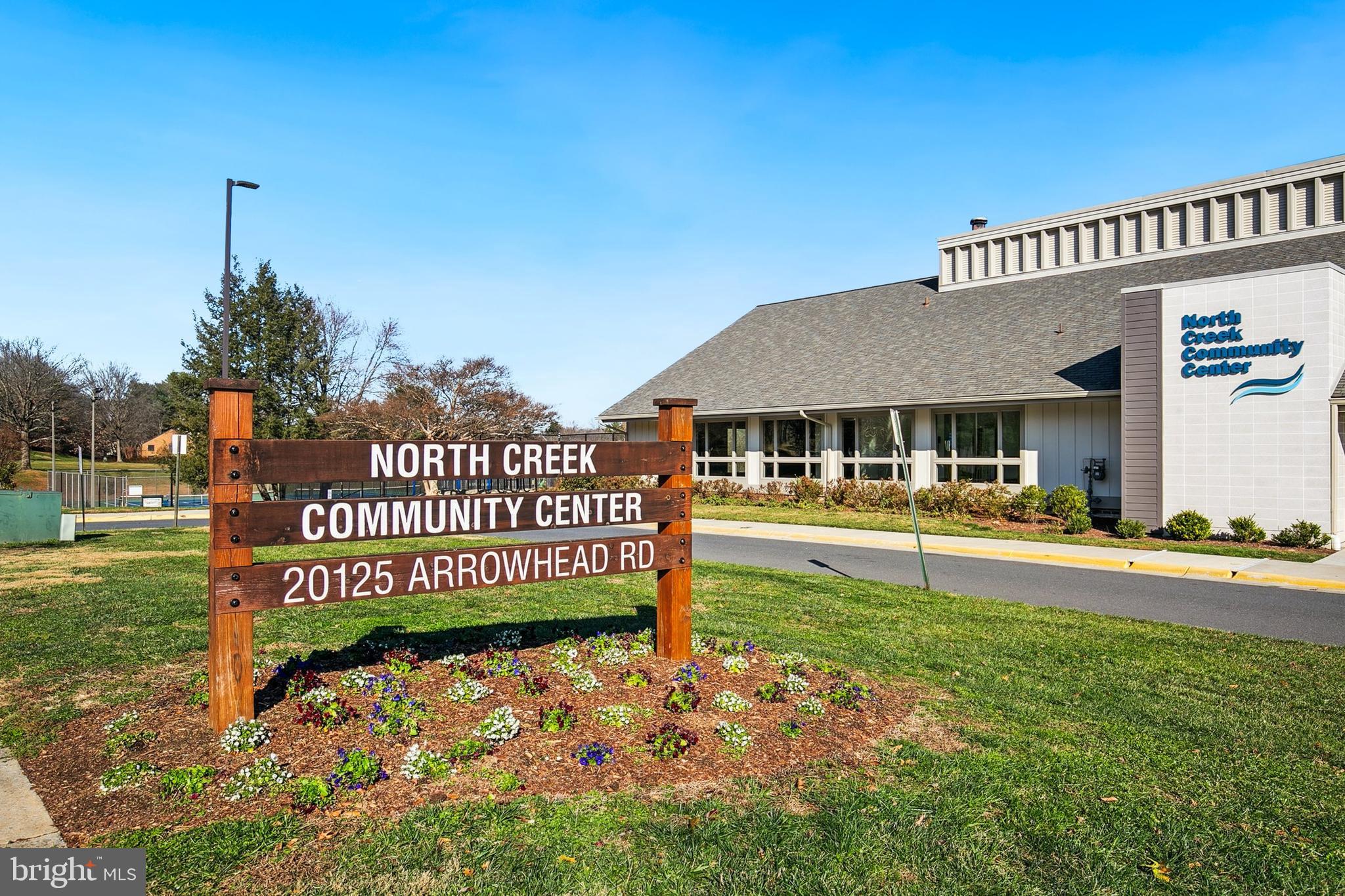 FAIRWAY ISLAND - Residential