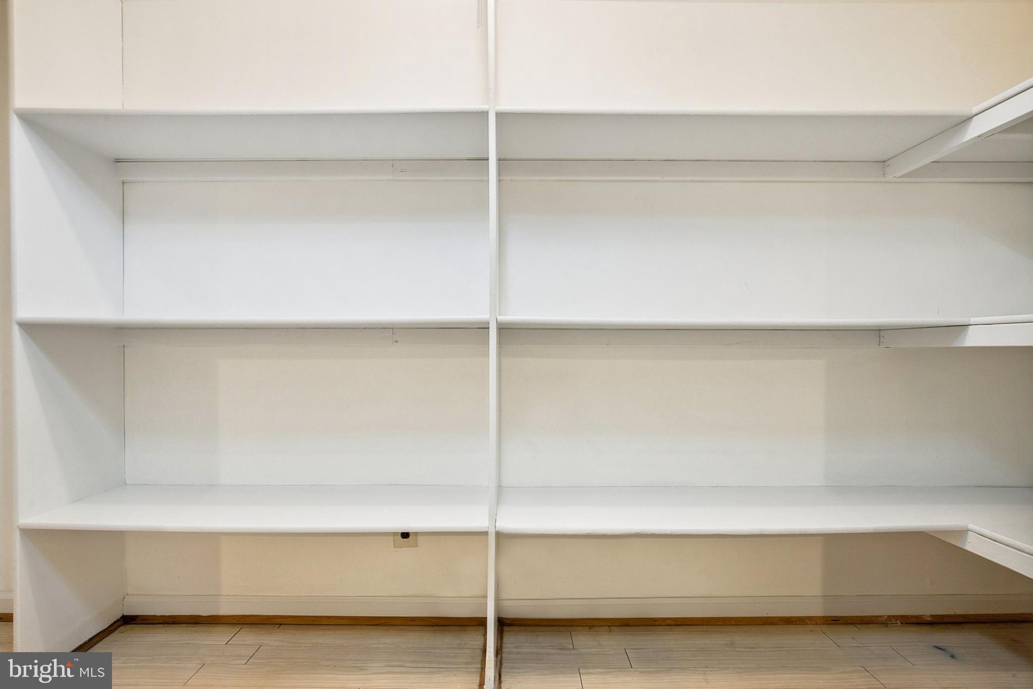 FAIRWAY ISLAND - Residential