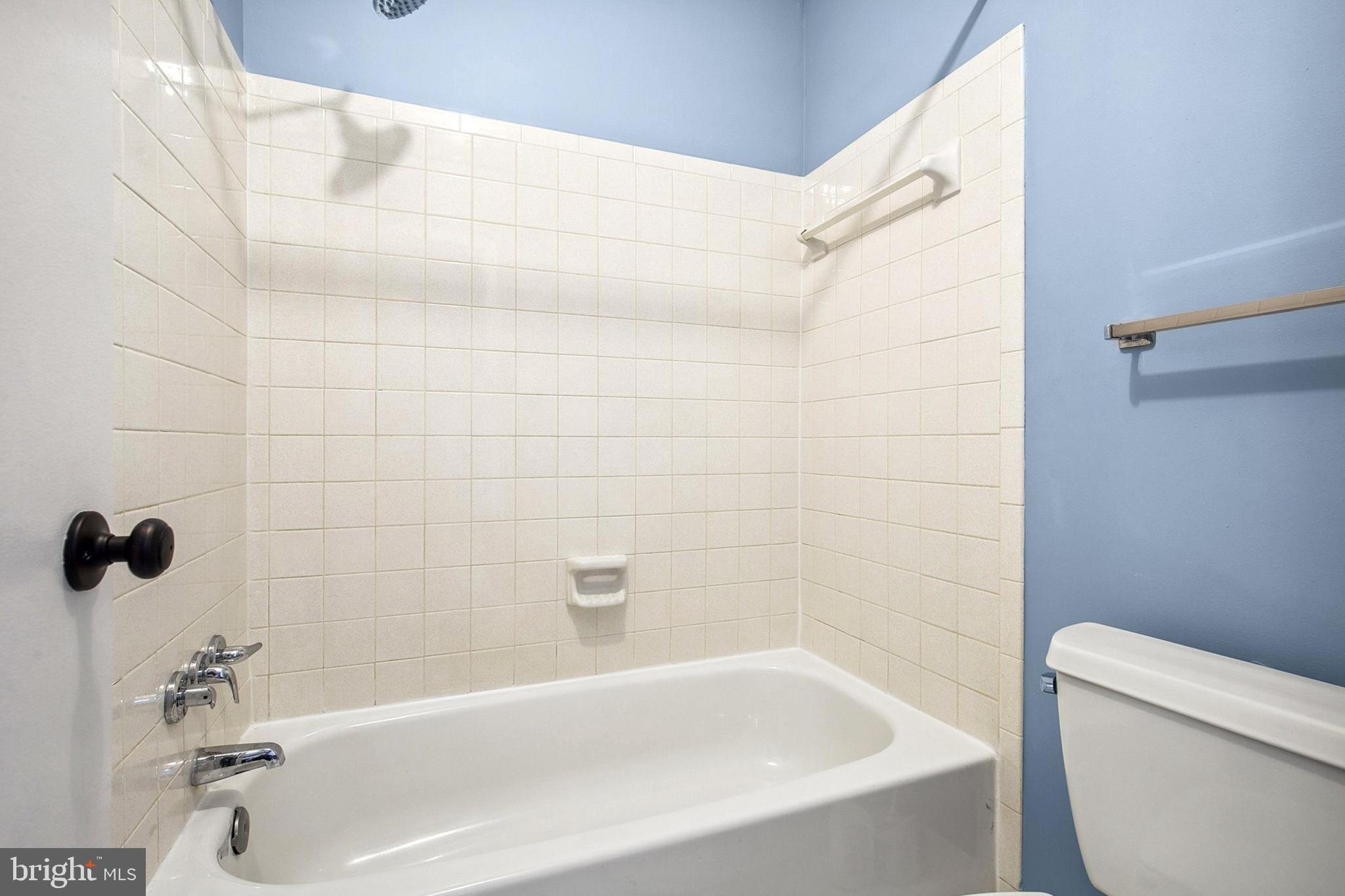 FAIRWAY ISLAND - Residential