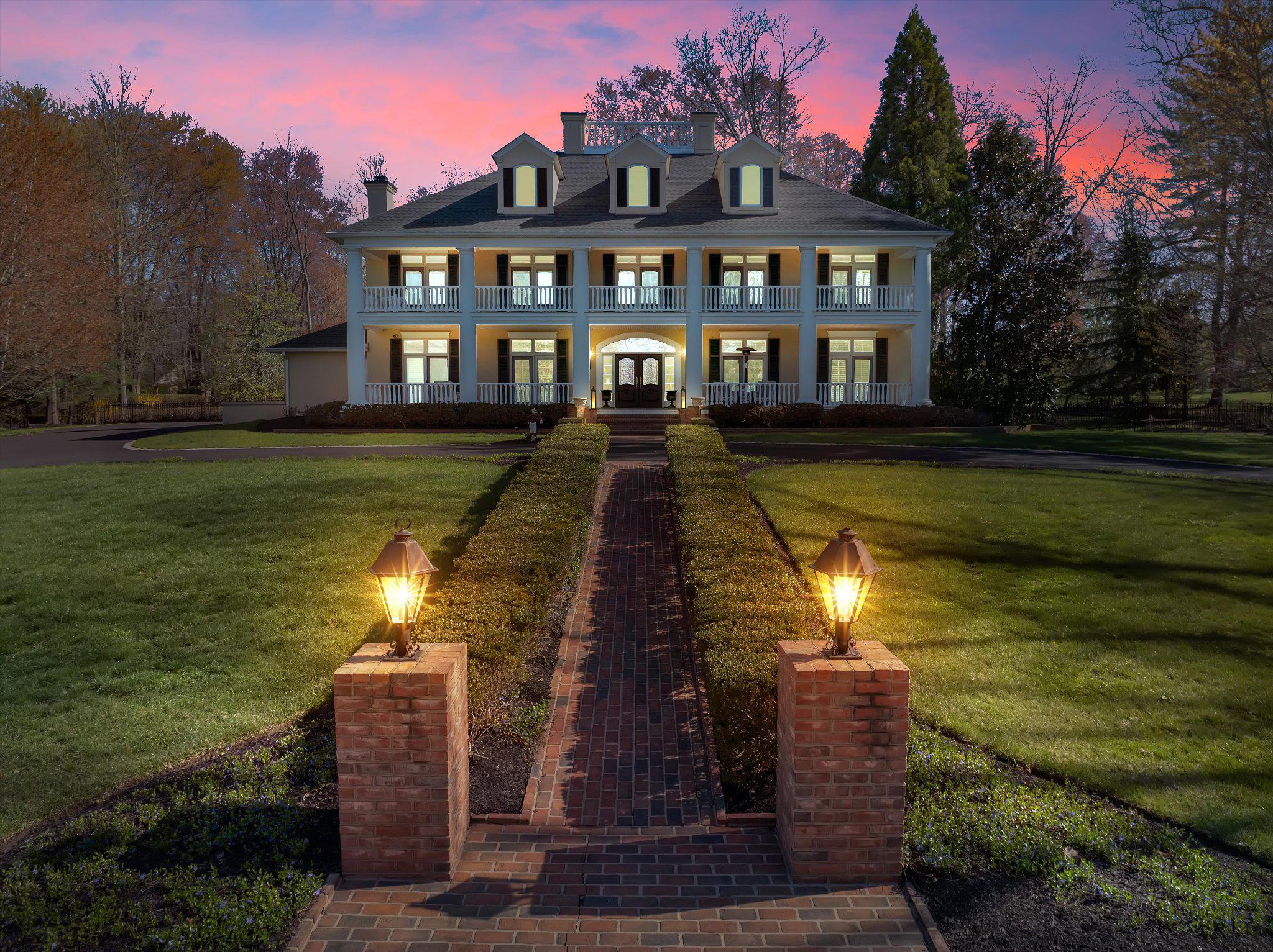 PENNBROOKE MANOR - Residential