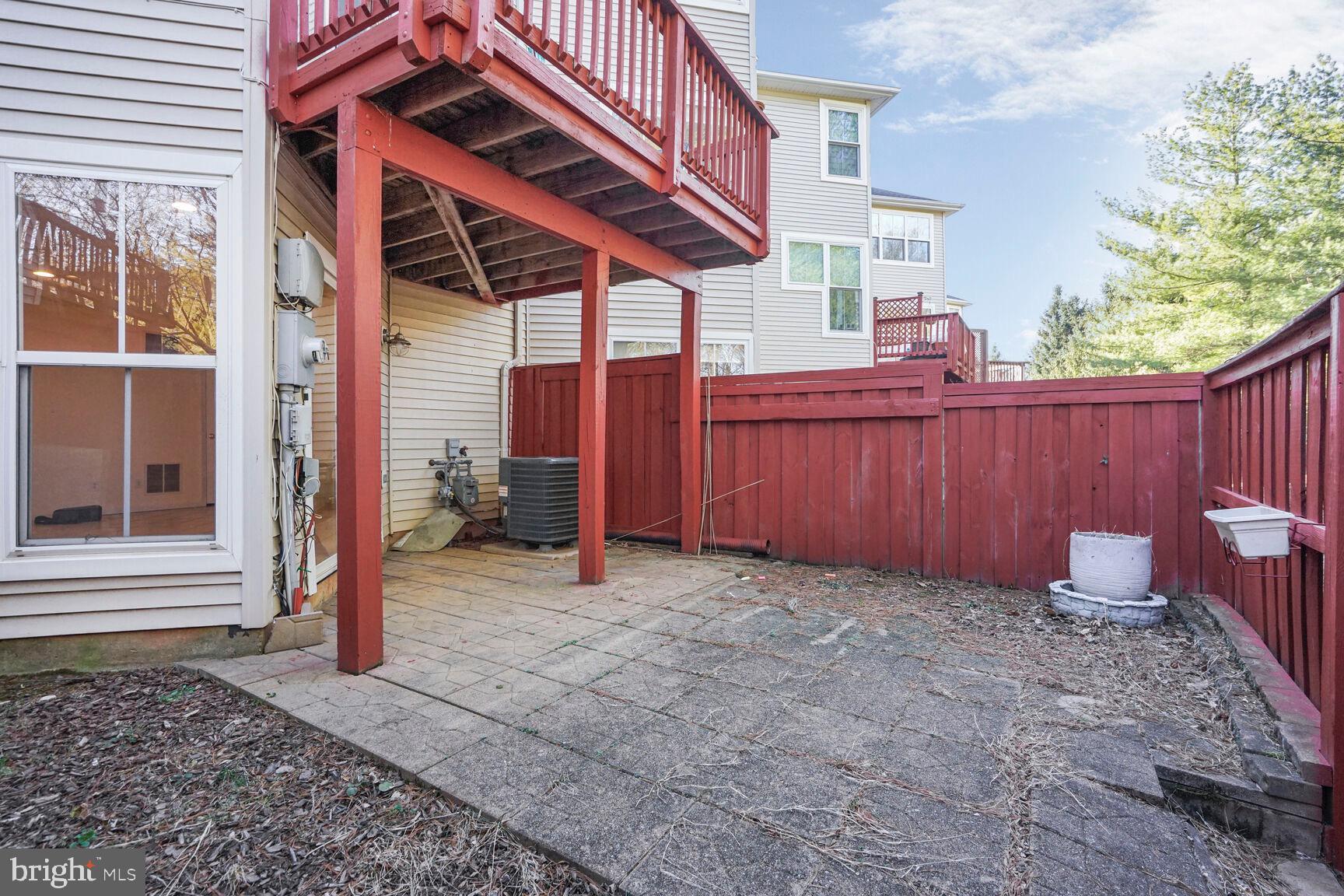 BROADLANDS - Residential