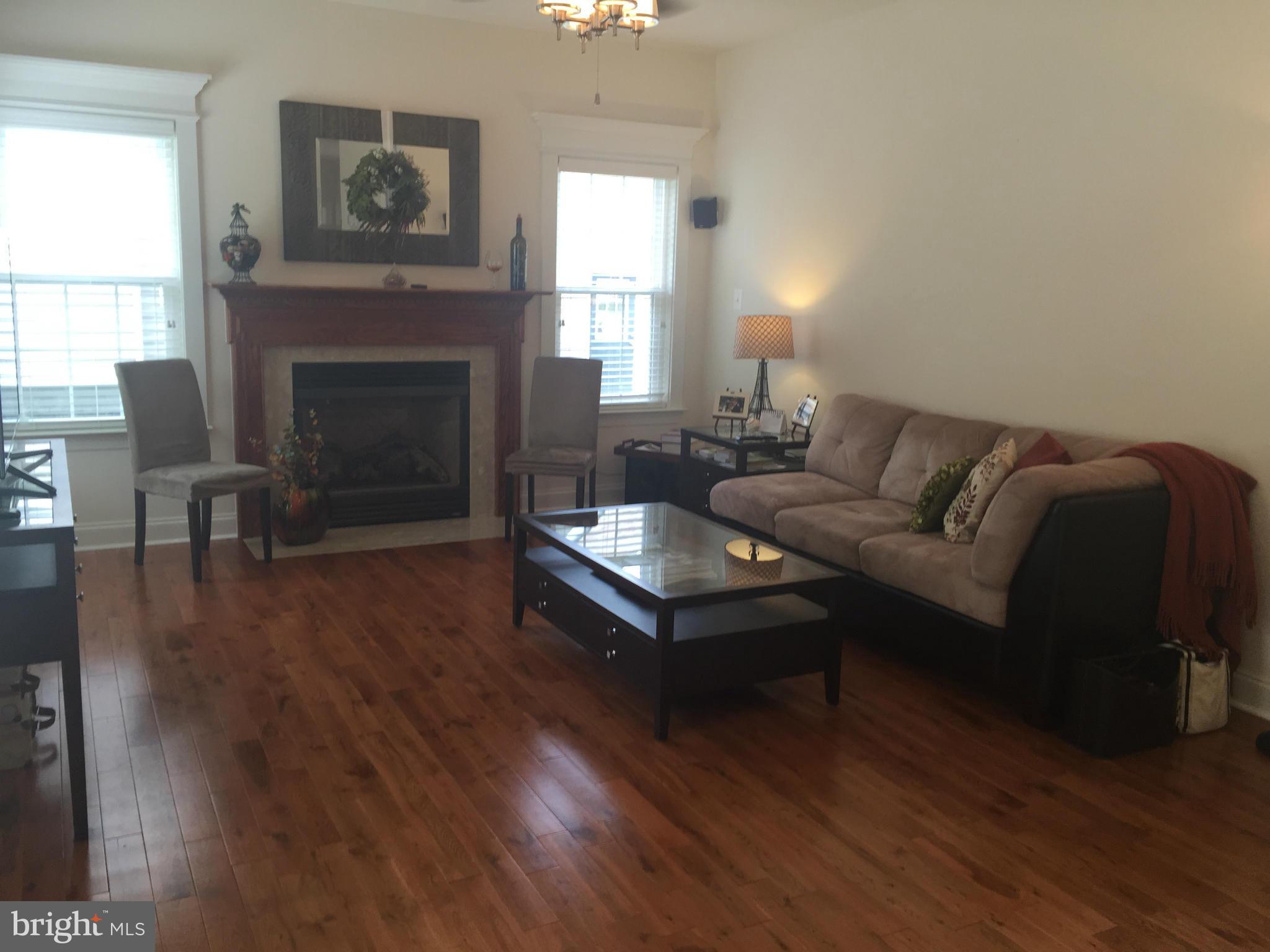 PEMBROOKE PHASE 2 - Residential Lease