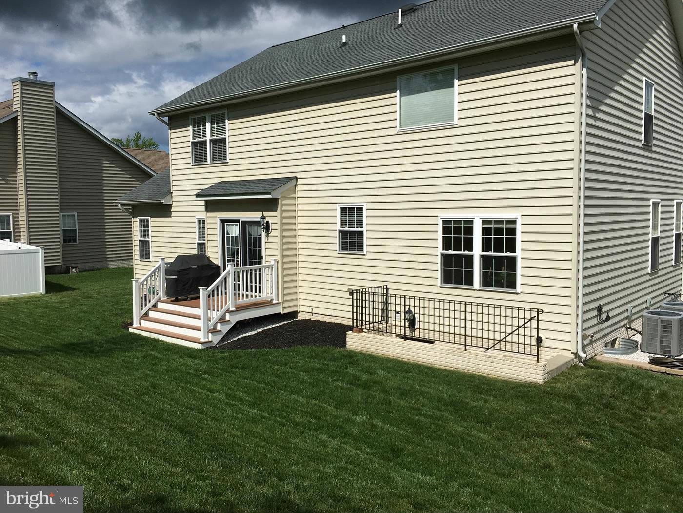 PEMBROOKE PHASE 2 - Residential Lease