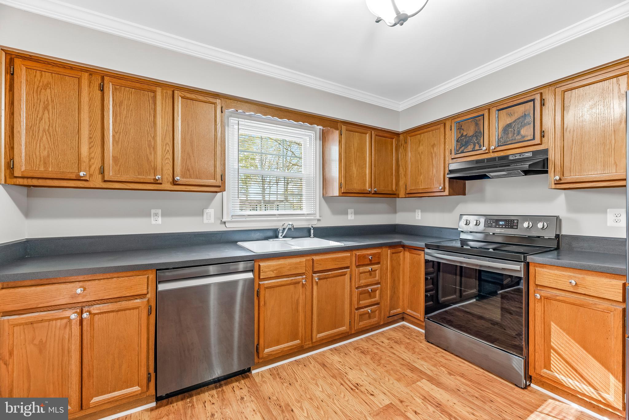 GOLDEN BEACH - Residential