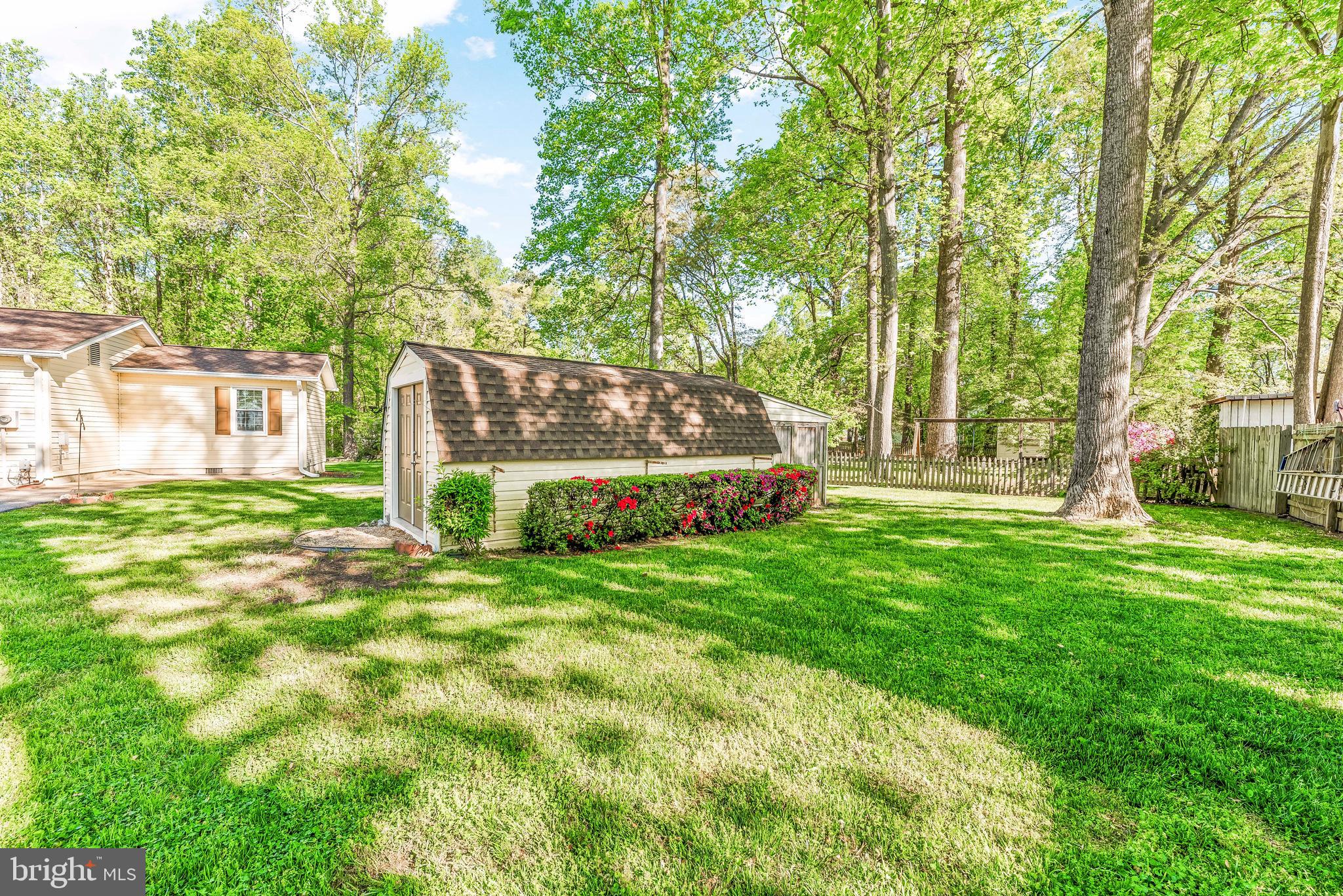 GOLDEN BEACH - Residential