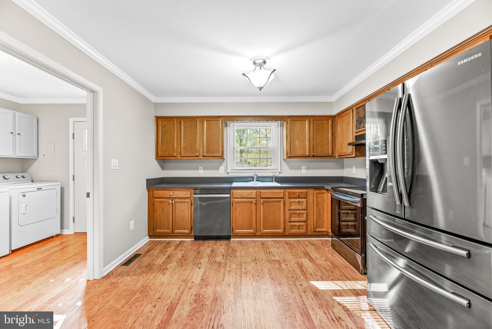 GOLDEN BEACH - Residential