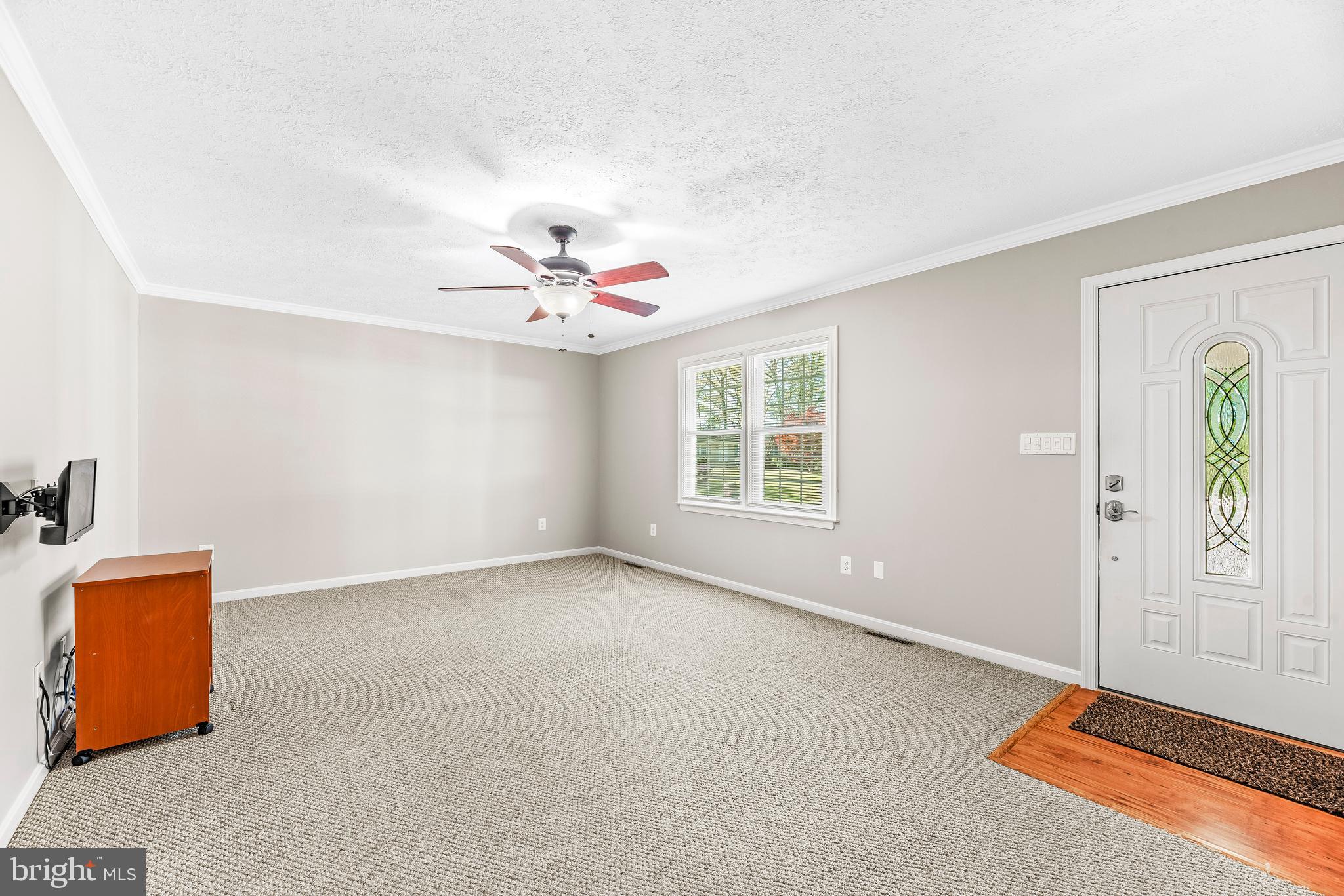 GOLDEN BEACH - Residential