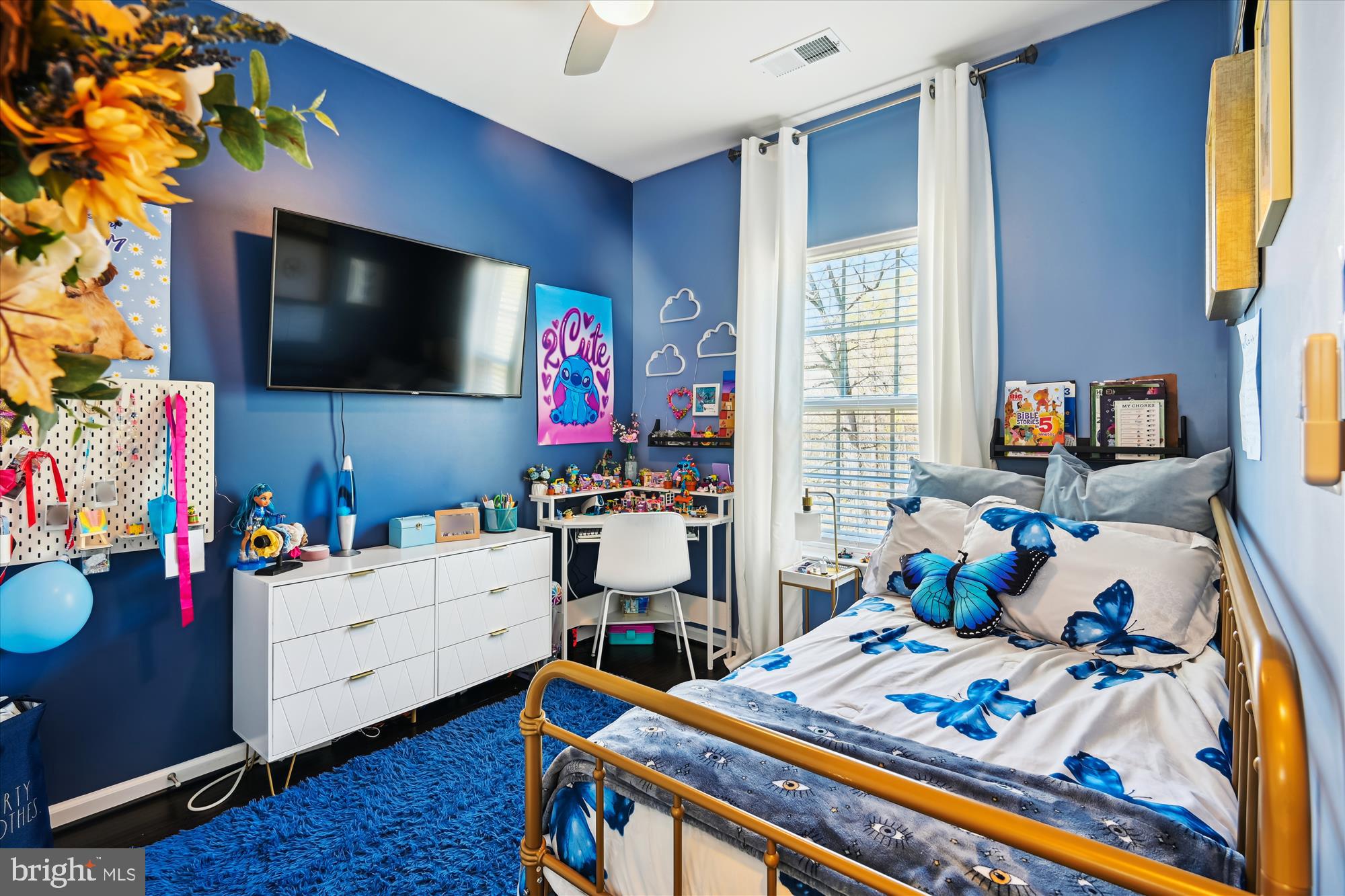 HOWARD SQUARE - Residential