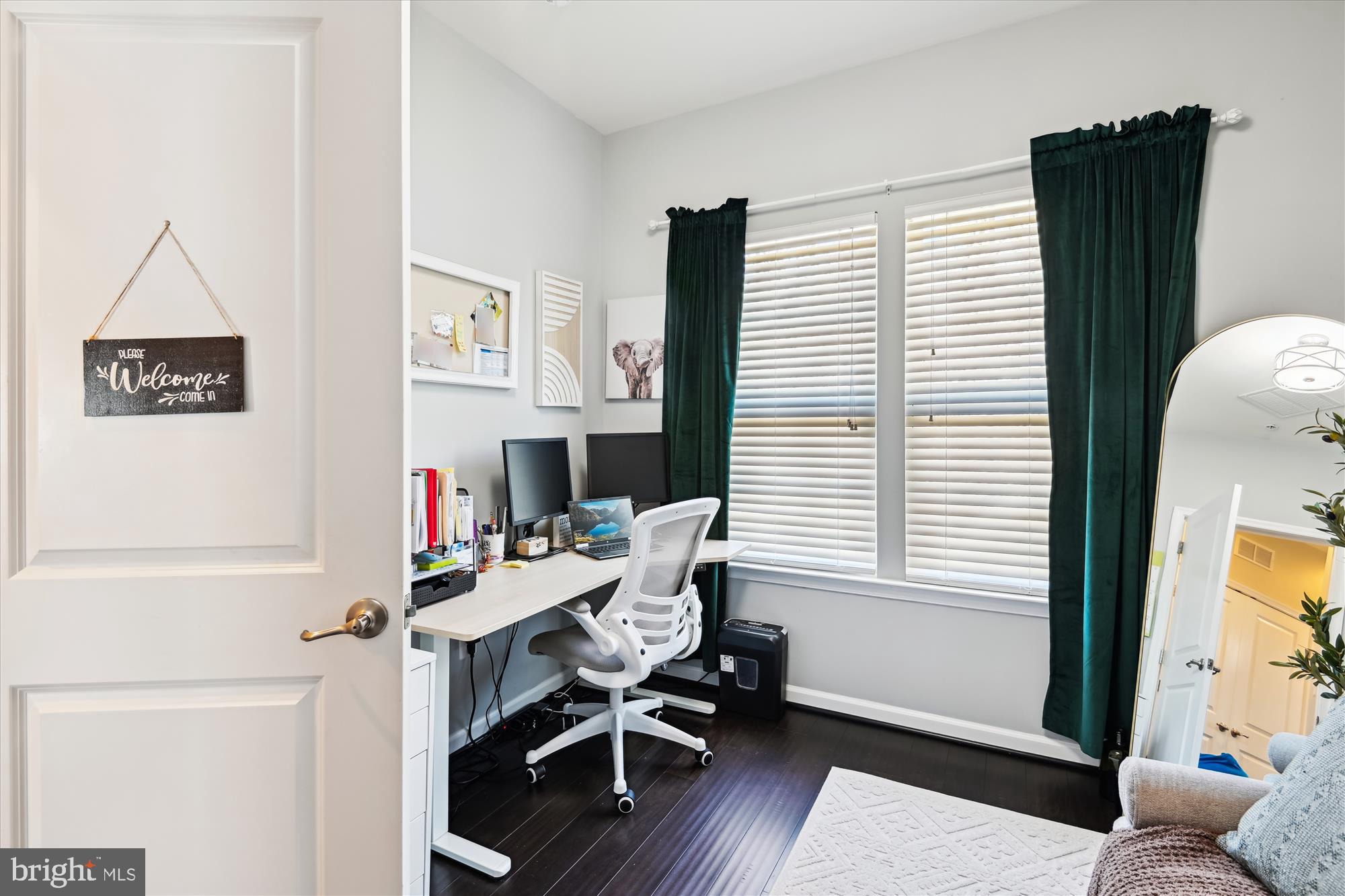 HOWARD SQUARE - Residential