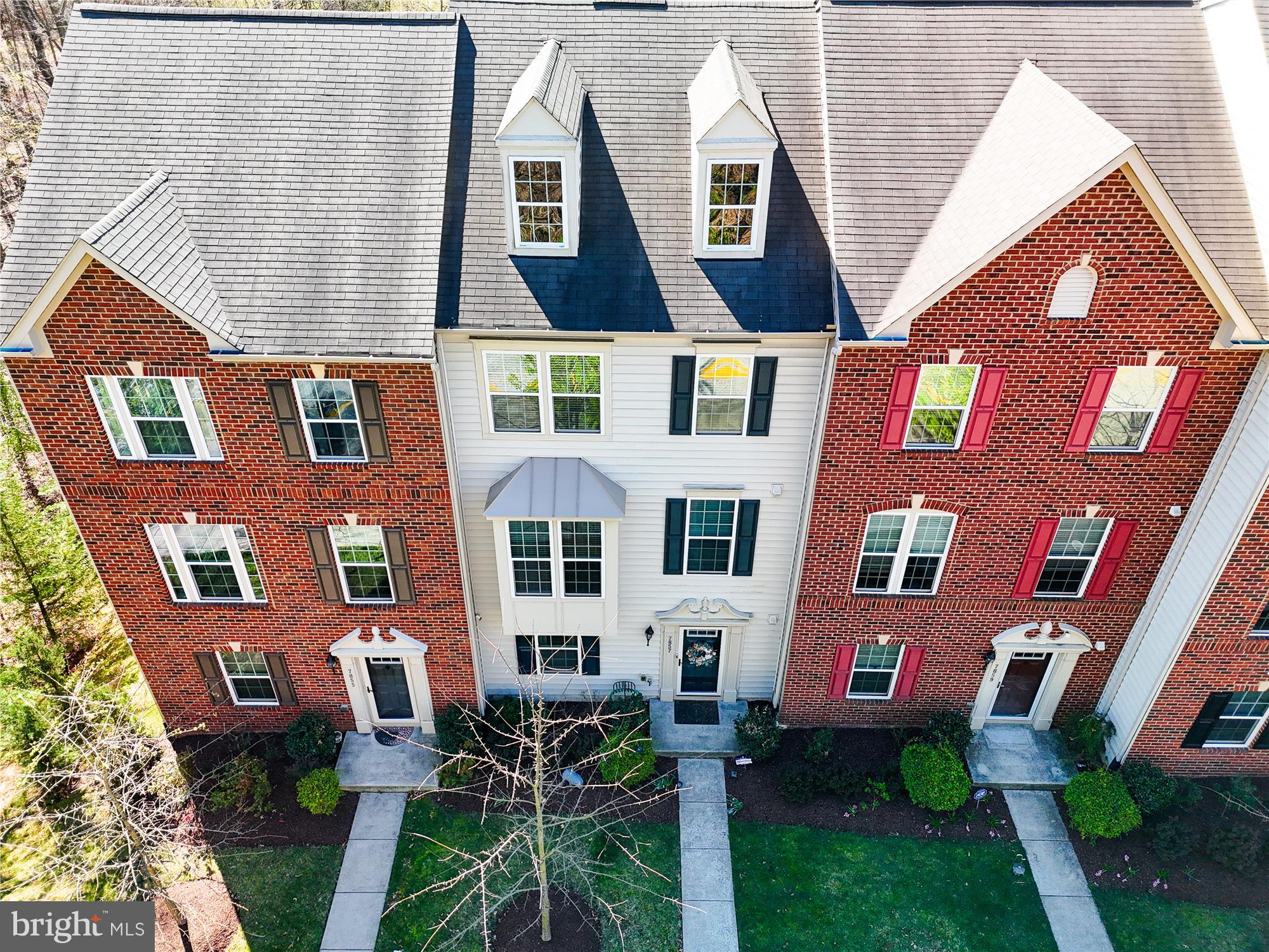 HOWARD SQUARE - Residential