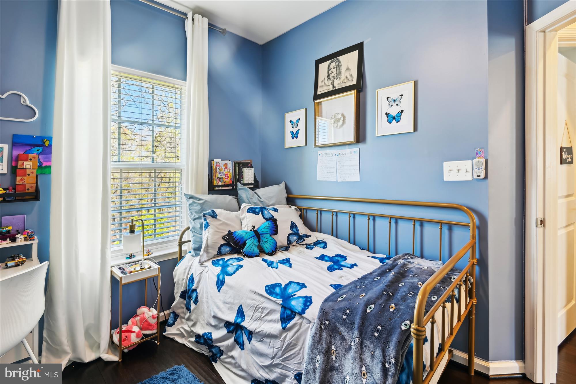 HOWARD SQUARE - Residential