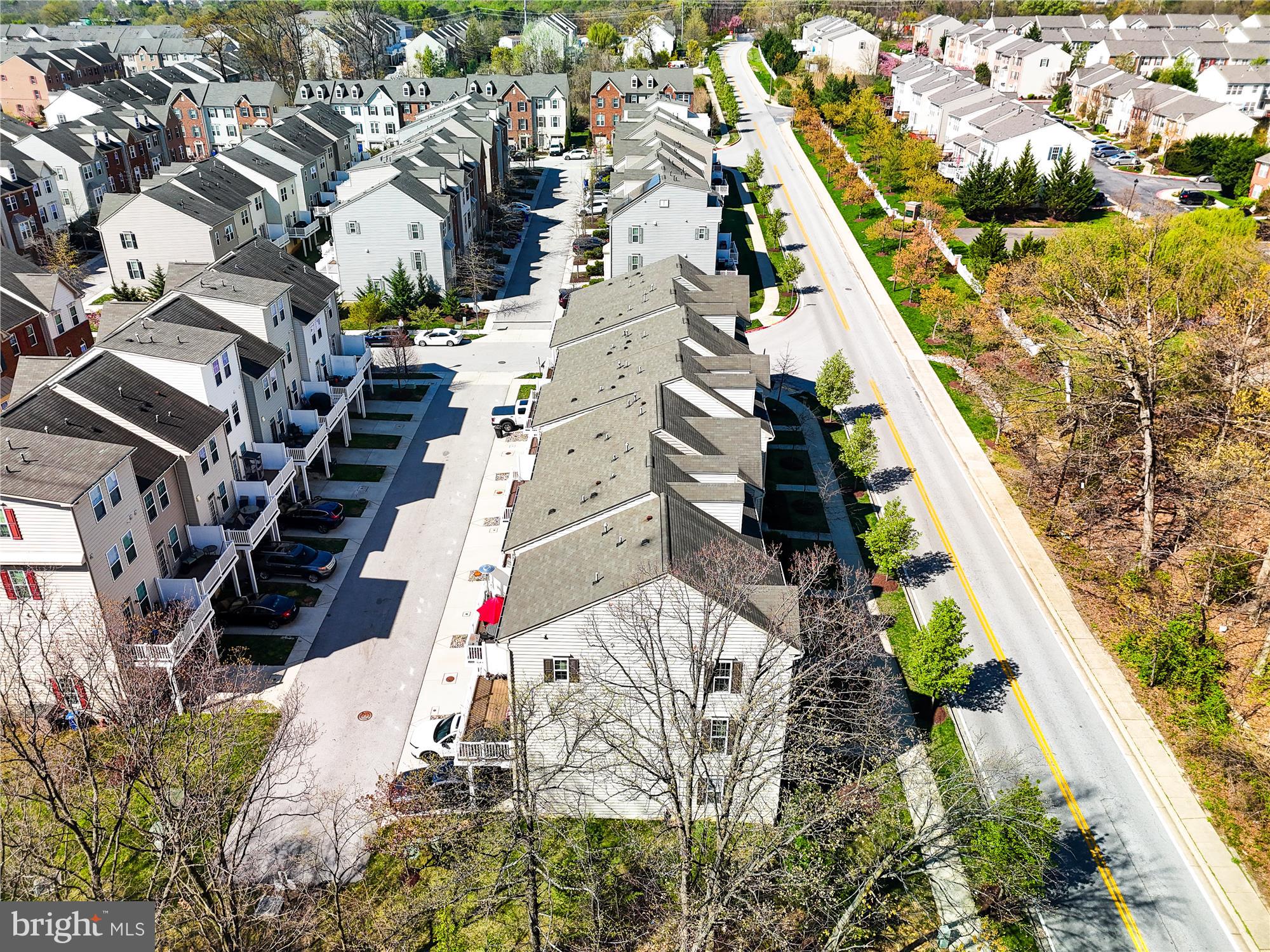 HOWARD SQUARE - Residential