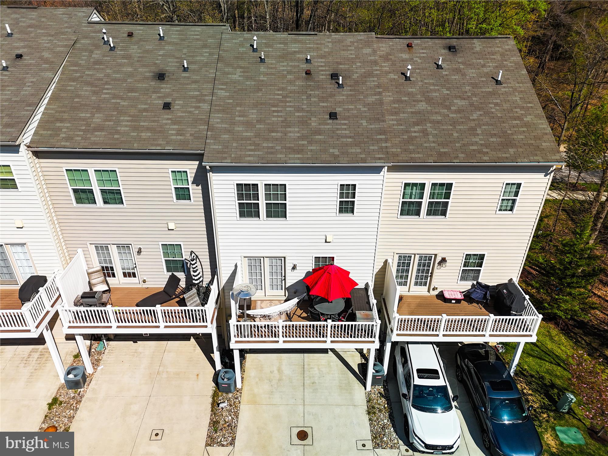 HOWARD SQUARE - Residential