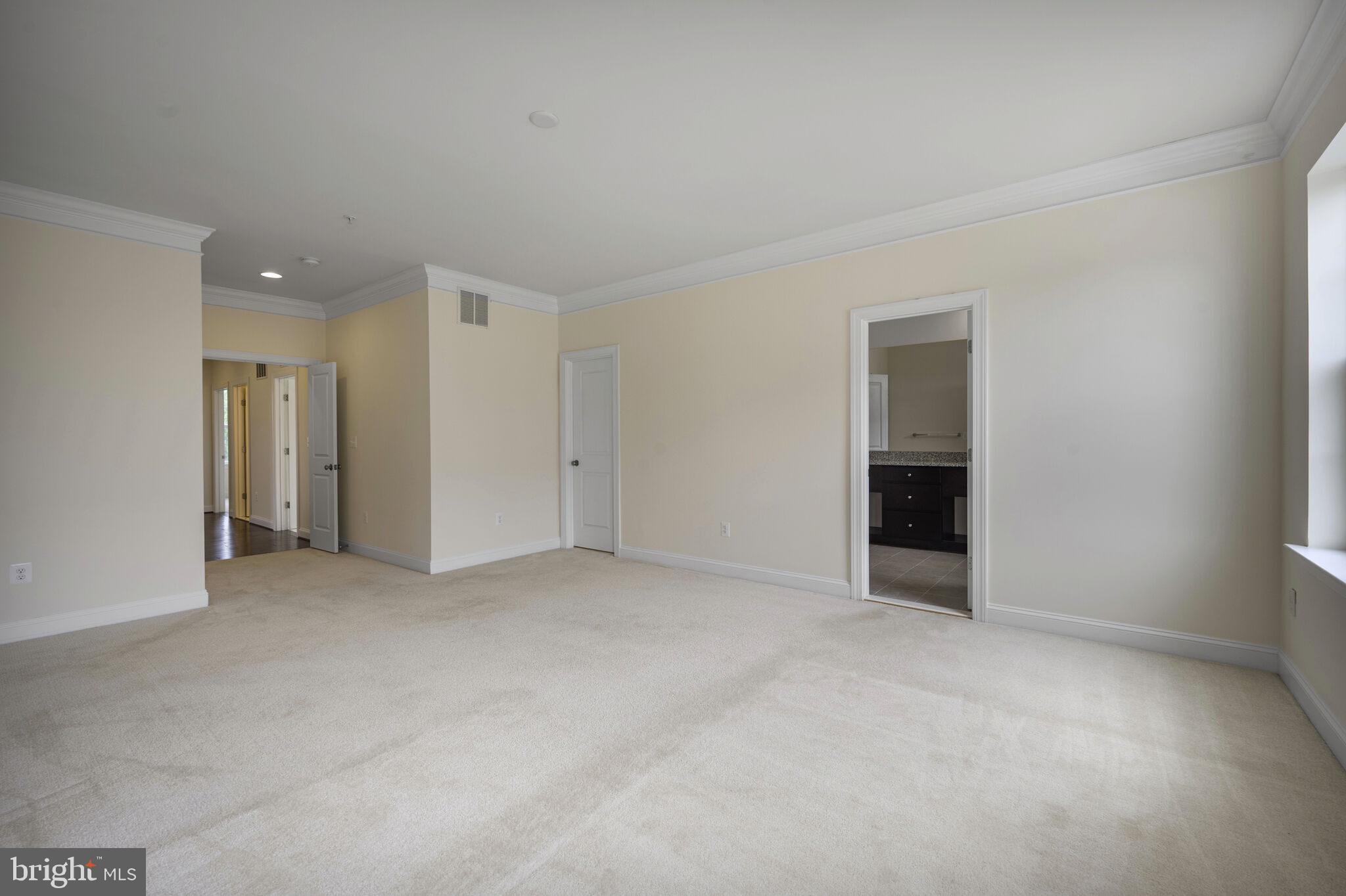 POPLAR RUN - Residential