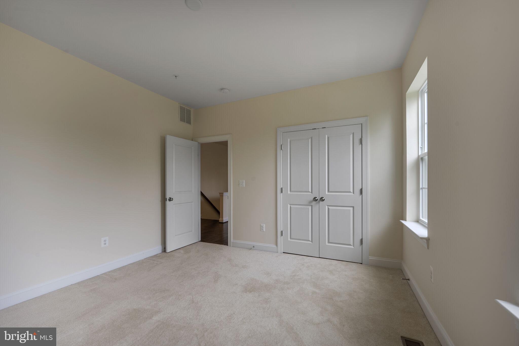 POPLAR RUN - Residential