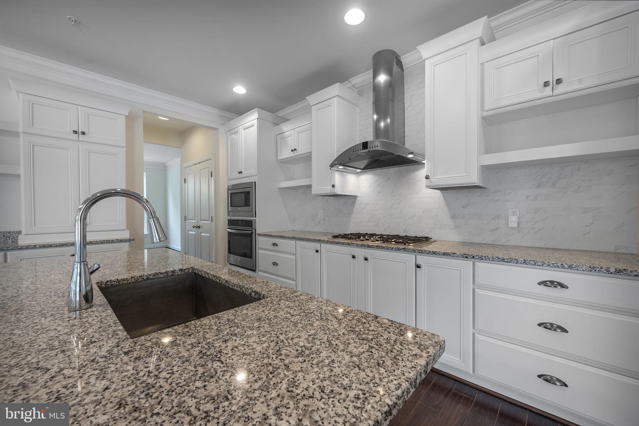 POPLAR RUN - Residential