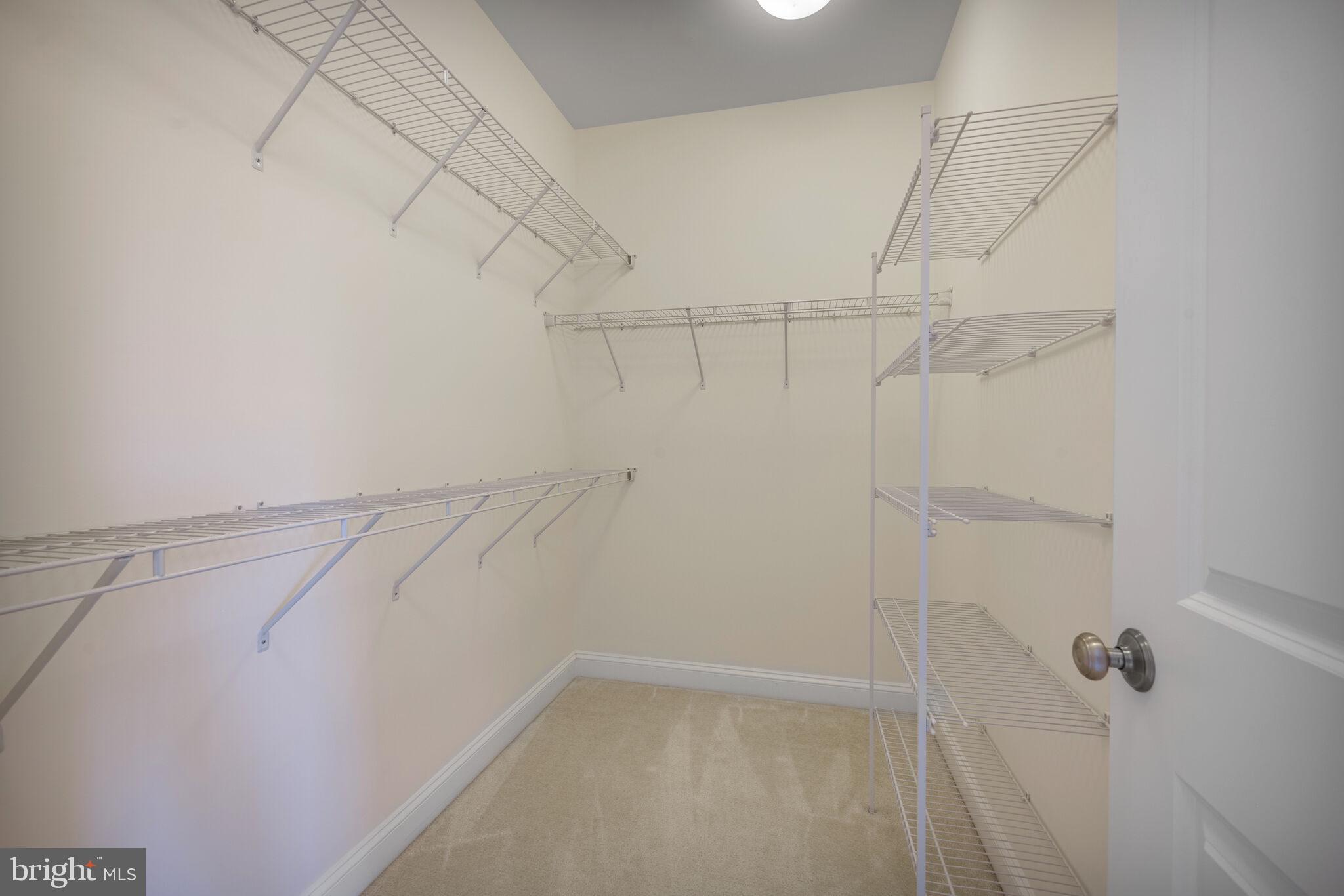 POPLAR RUN - Residential