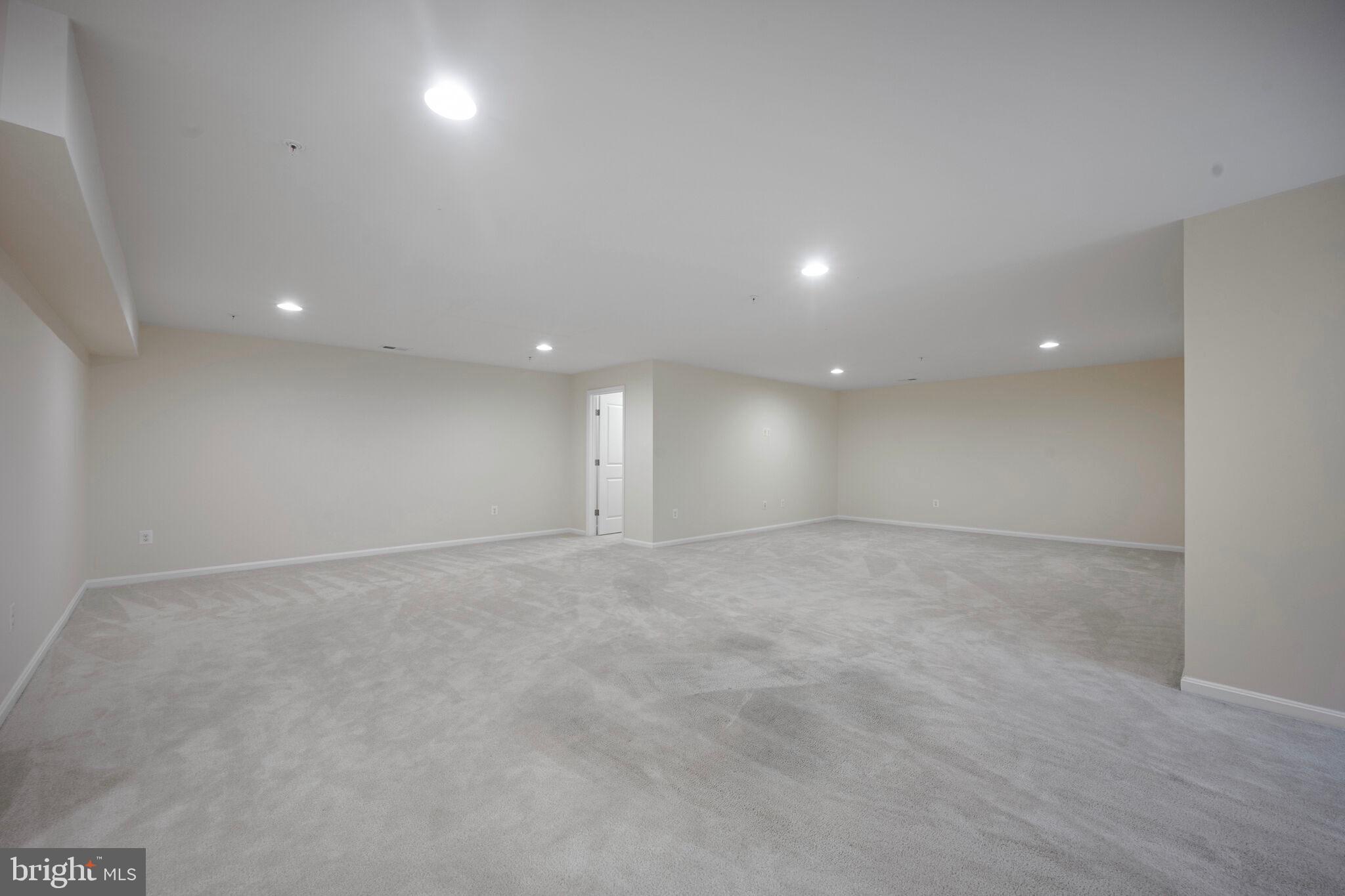 POPLAR RUN - Residential