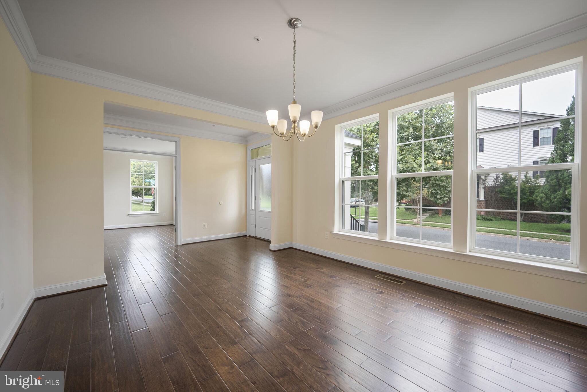 POPLAR RUN - Residential