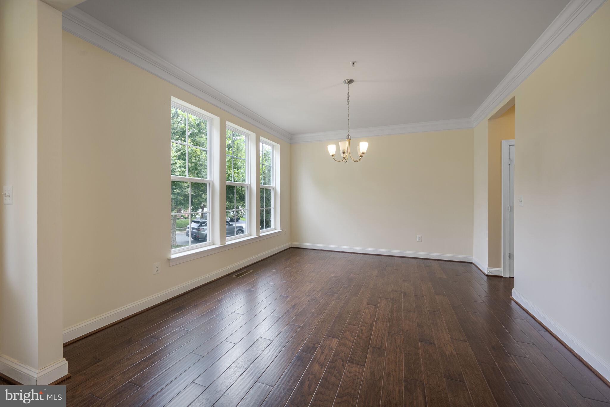 POPLAR RUN - Residential