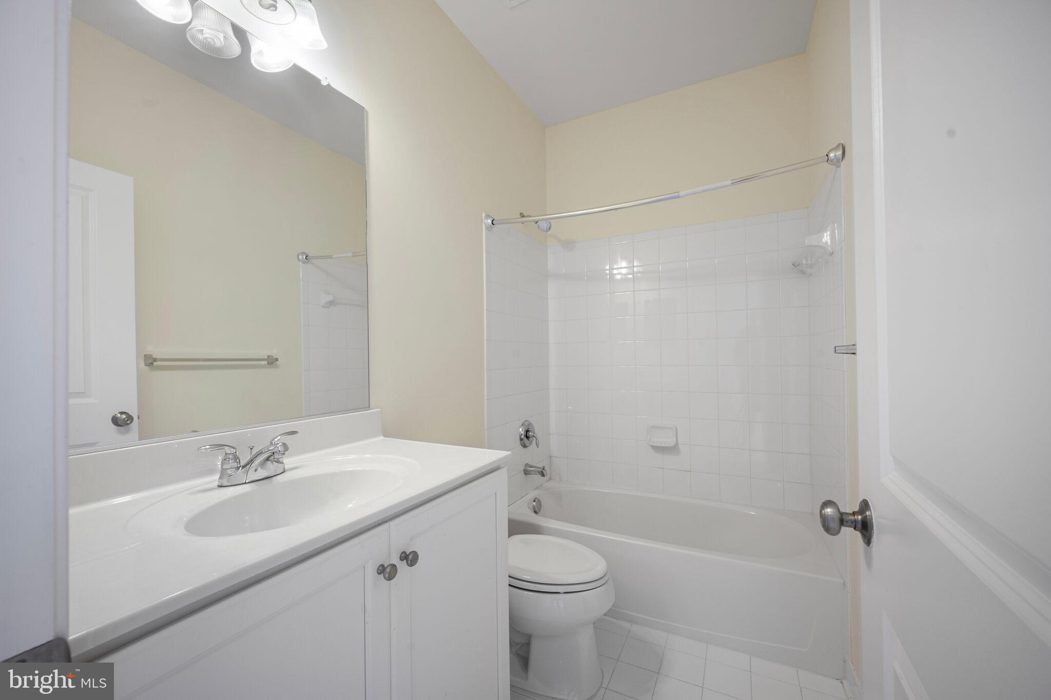 POPLAR RUN - Residential