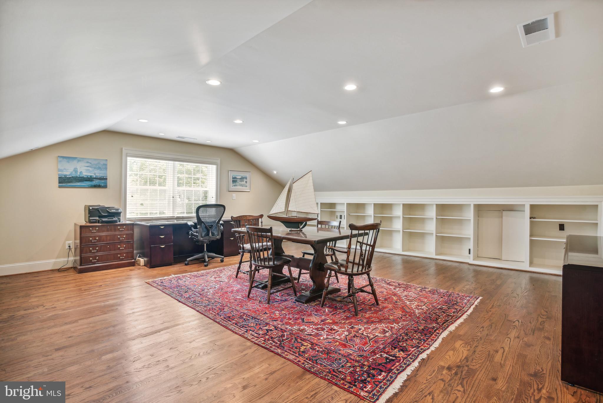 EVERMAY - Residential