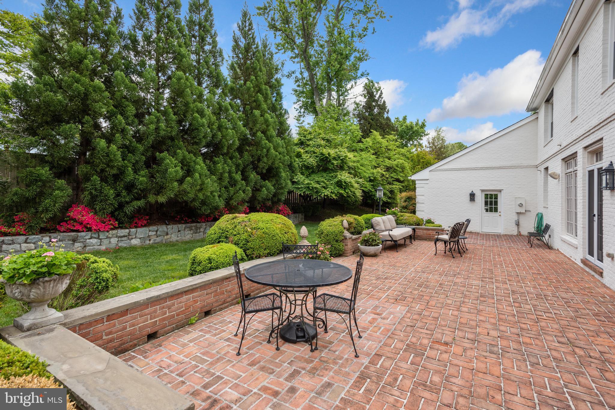 EVERMAY - Residential