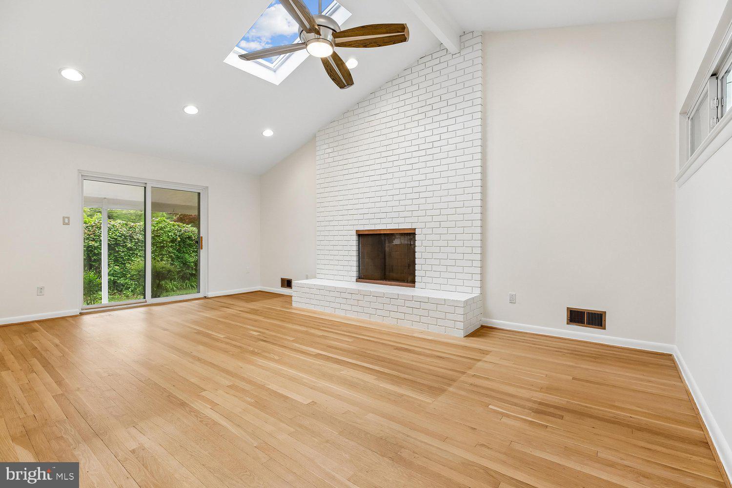 KEMP MILL ESTATES - Residential