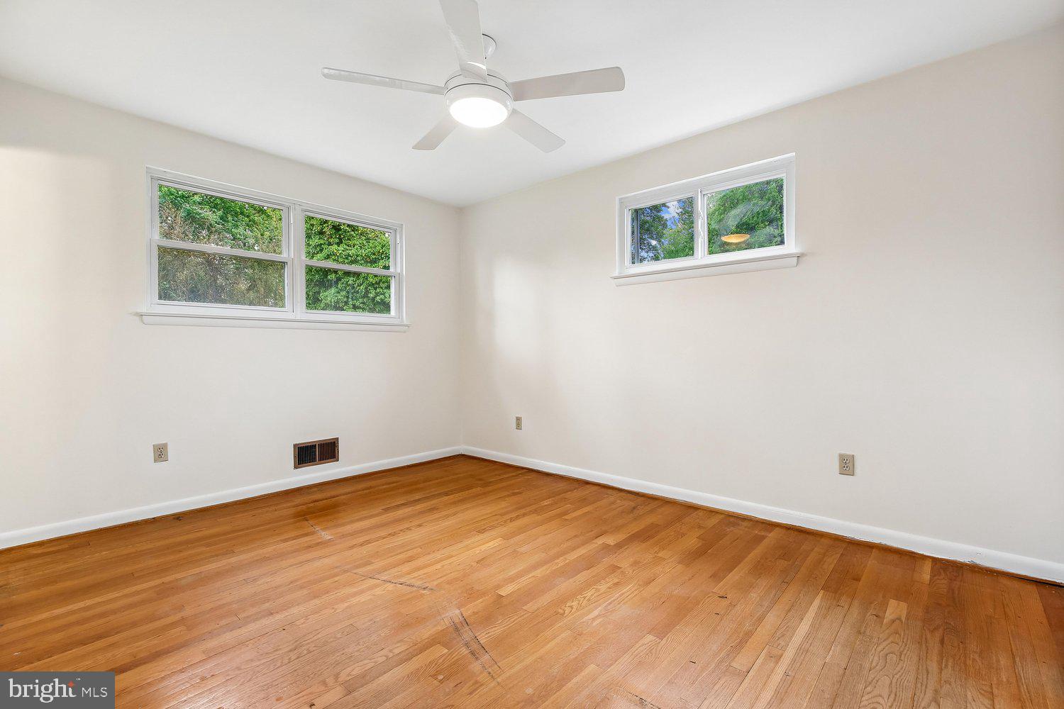 KEMP MILL ESTATES - Residential