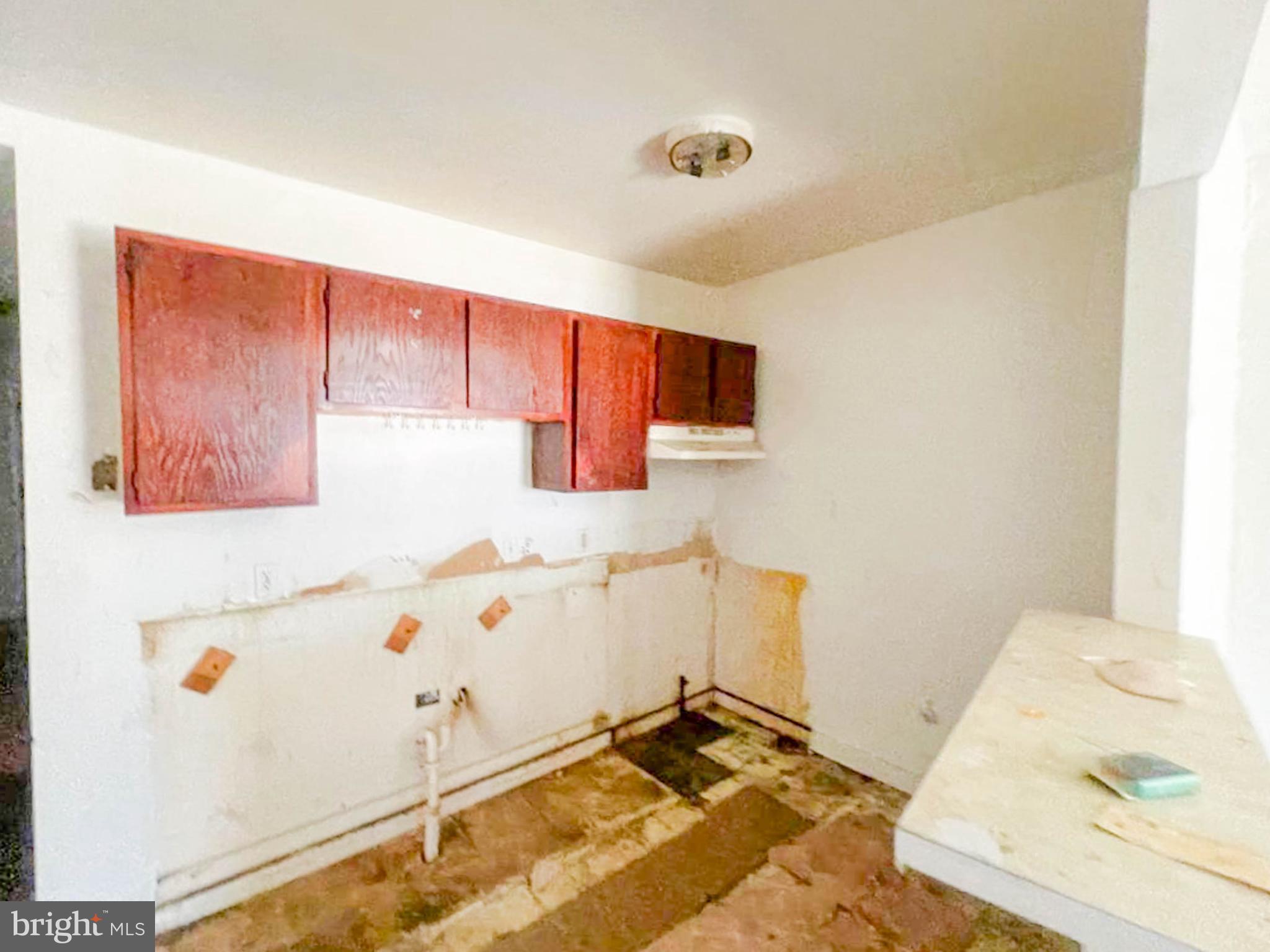 OLNEY (EAST) - Residential Income