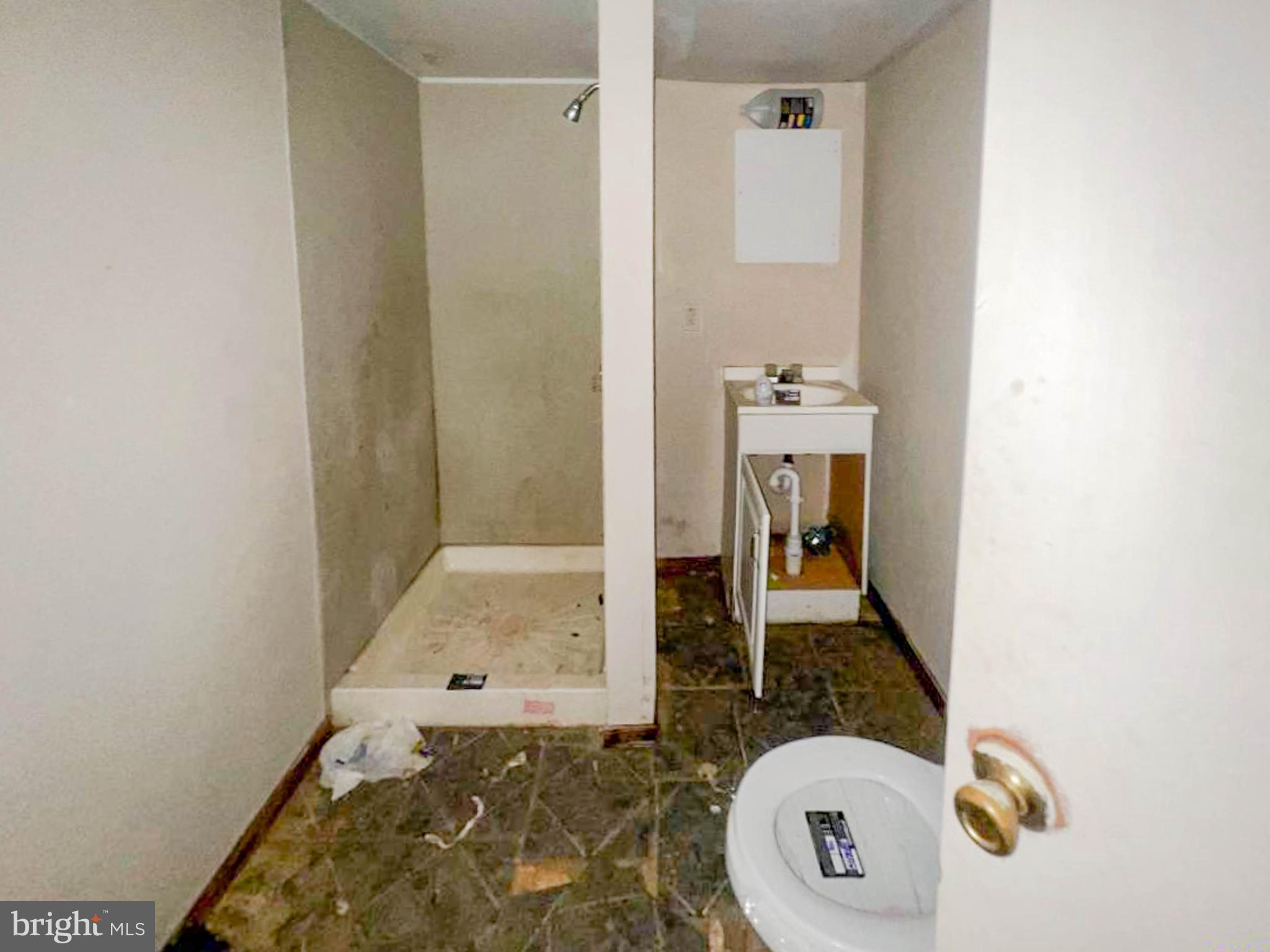 OLNEY (EAST) - Residential Income