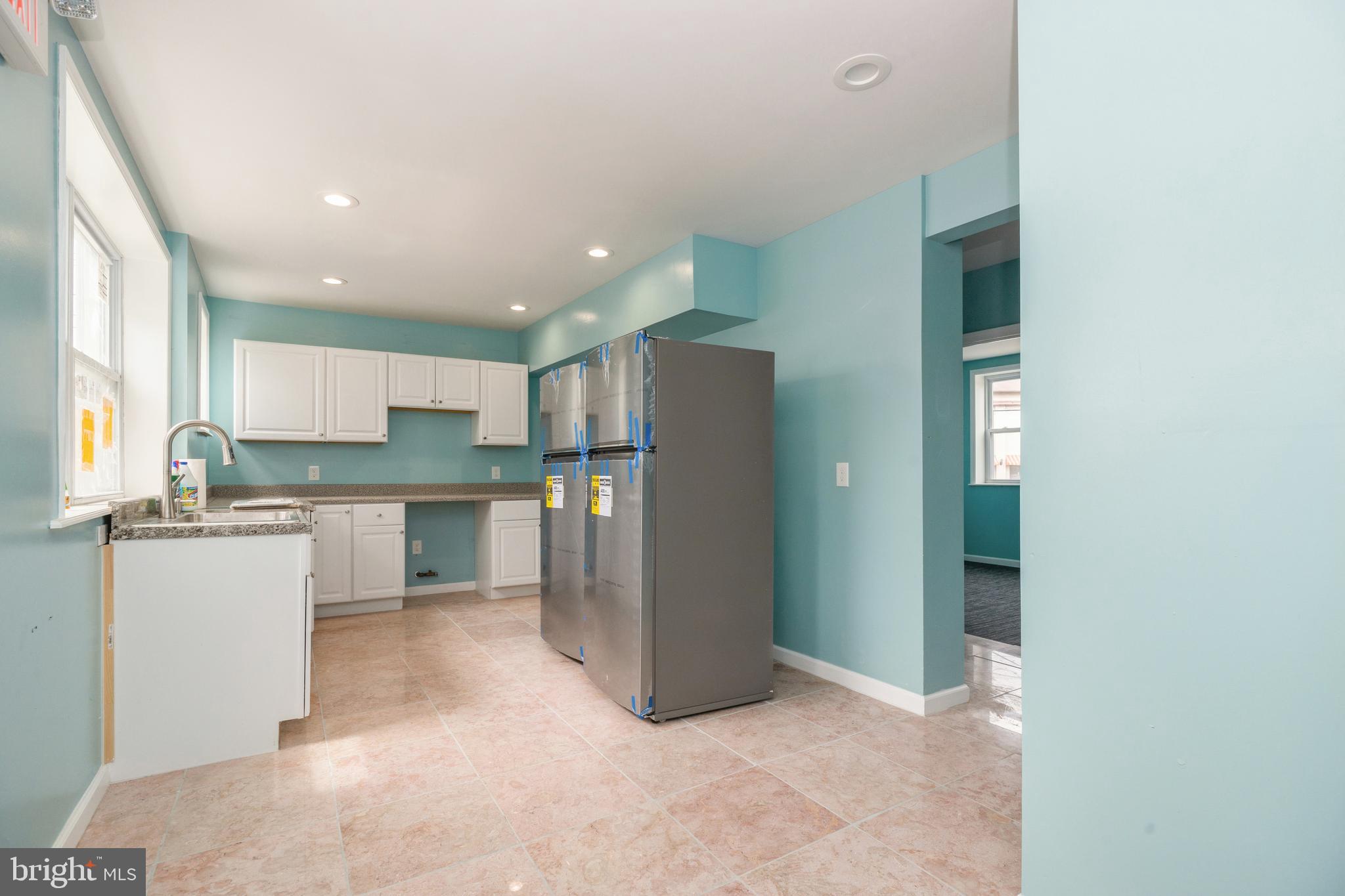 250 WARREN STREET 1ST FLR