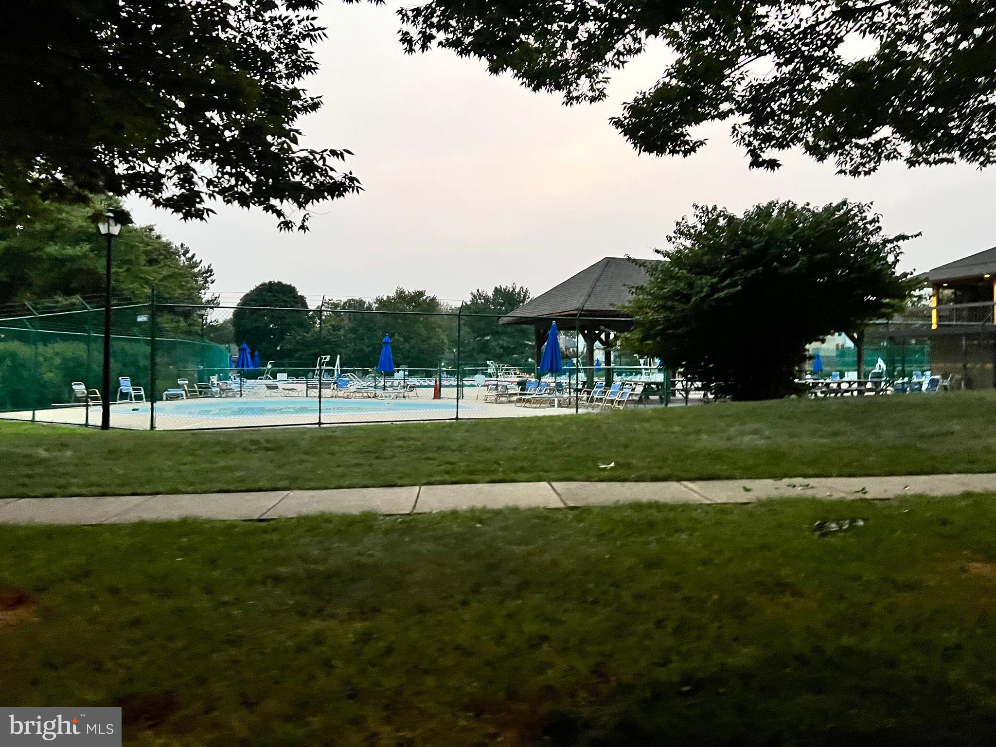 ROSEWOOD - Residential