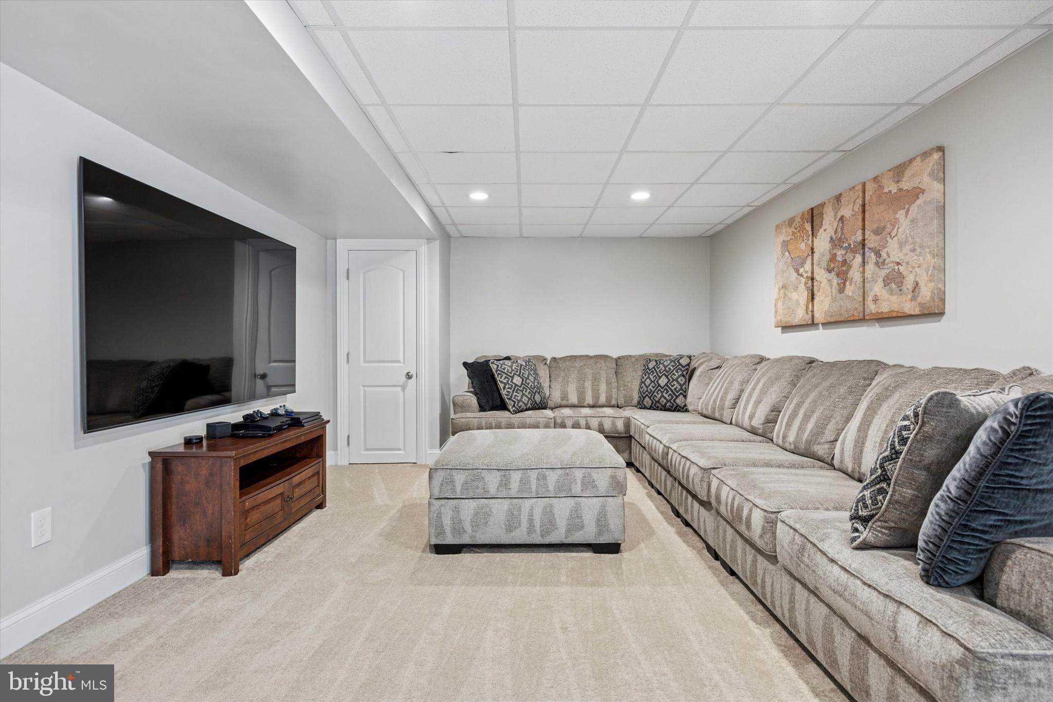 DOYLESTOWN CROSSIN - Residential