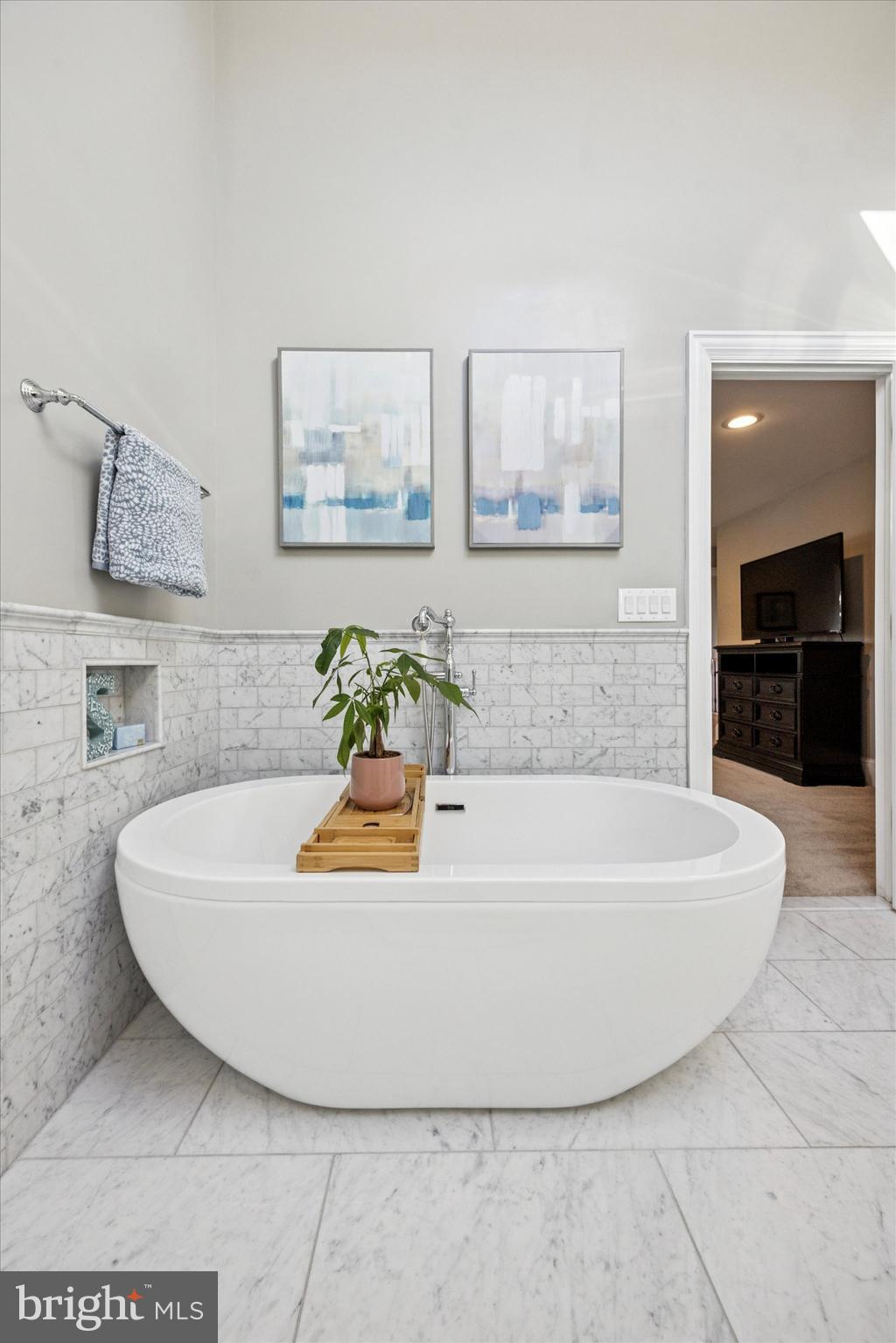 DOYLESTOWN CROSSIN - Residential