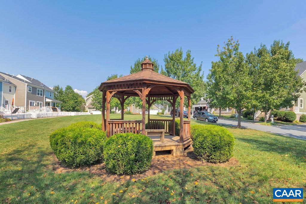 WICKHAM POND - Residential