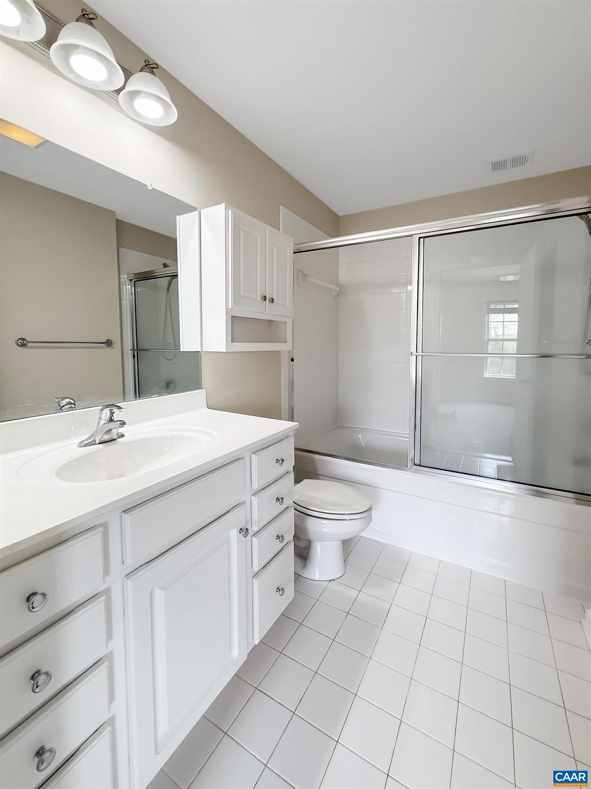 LAUREL PARK - Residential