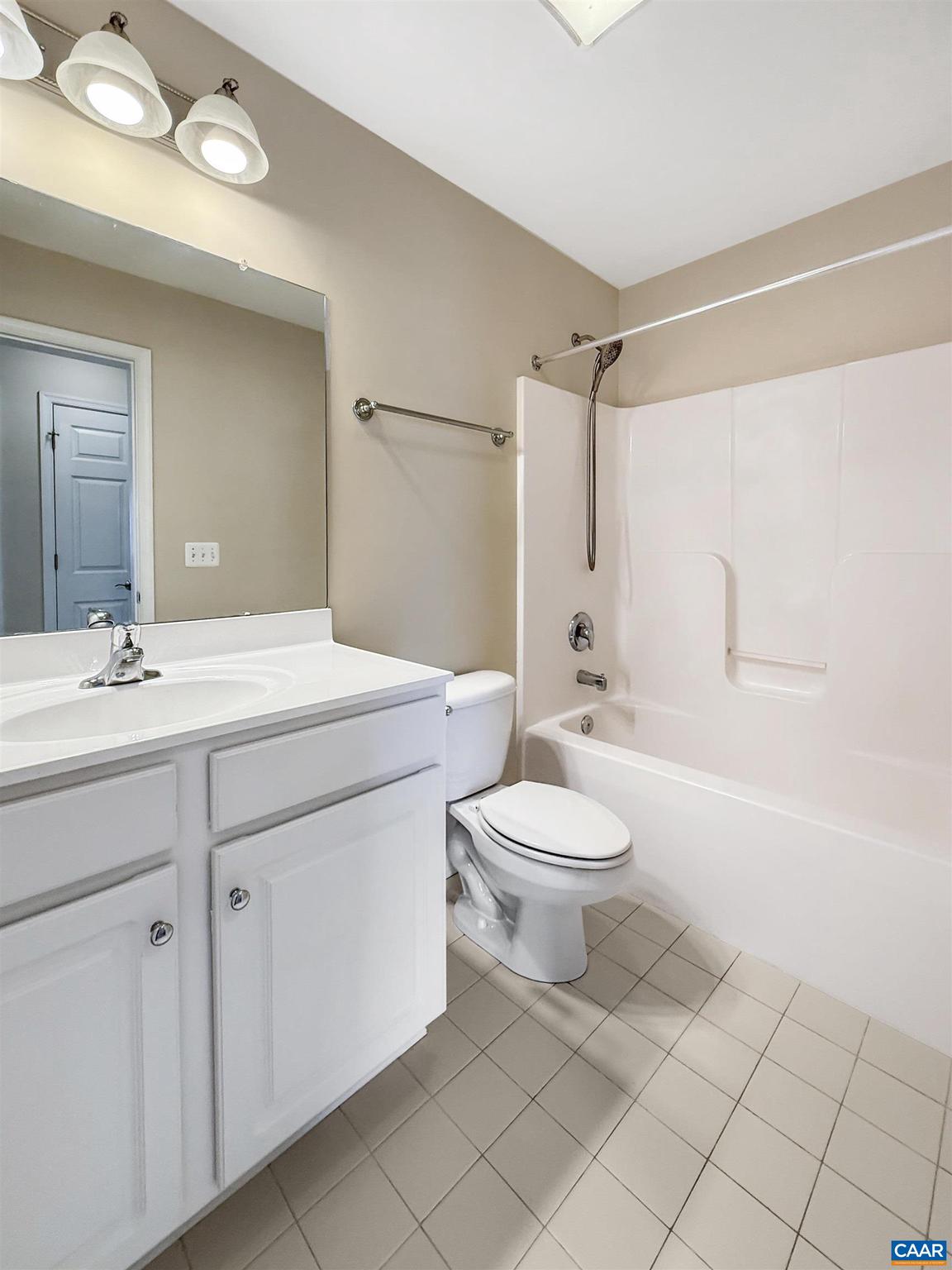 LAUREL PARK - Residential