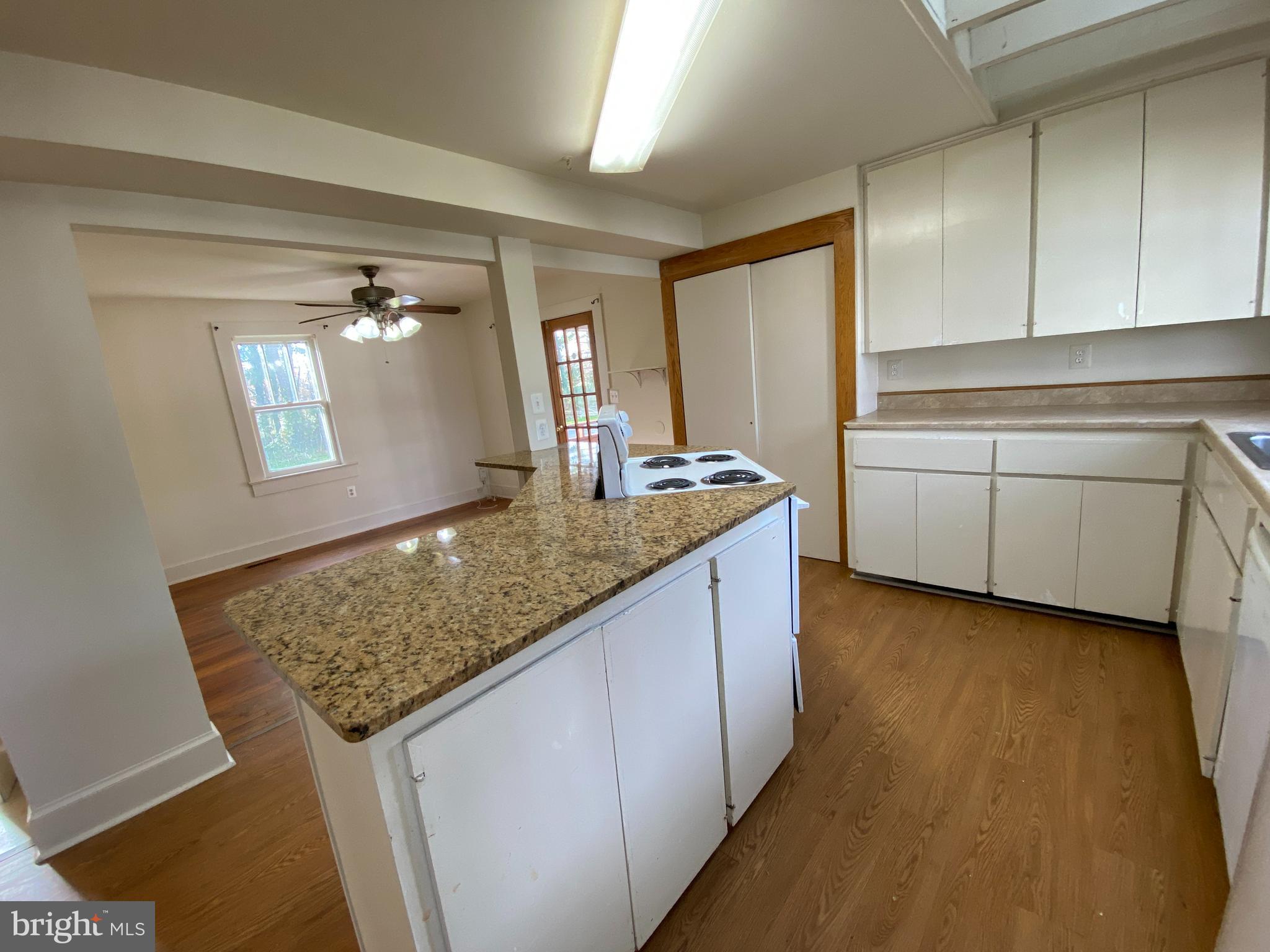 CLEARVIEW/CHATHAM HGTS - Residential Lease